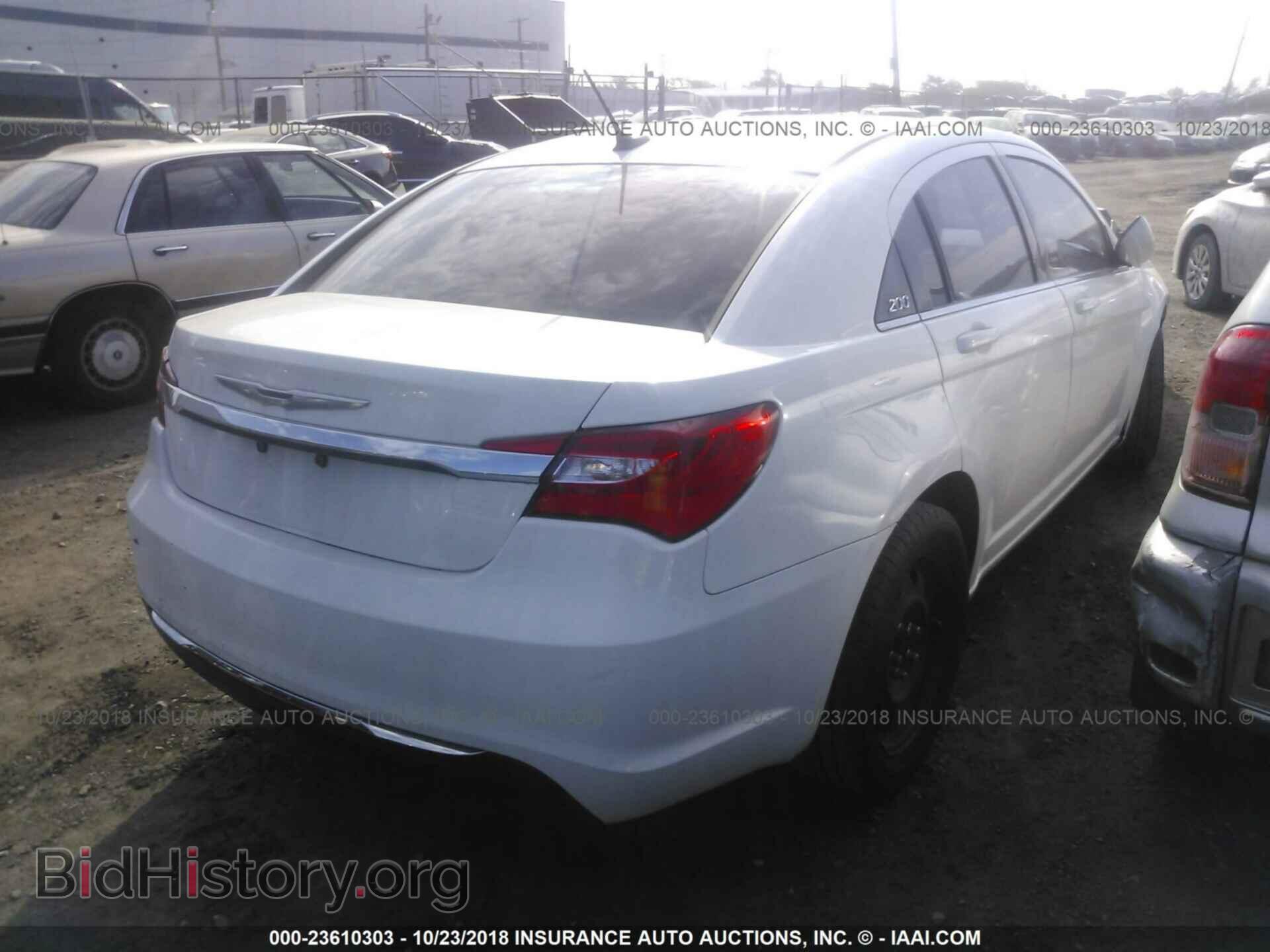 2012 Chrysler 200 - VIN: 1C3CCBAB6CN145135 - Фото 4