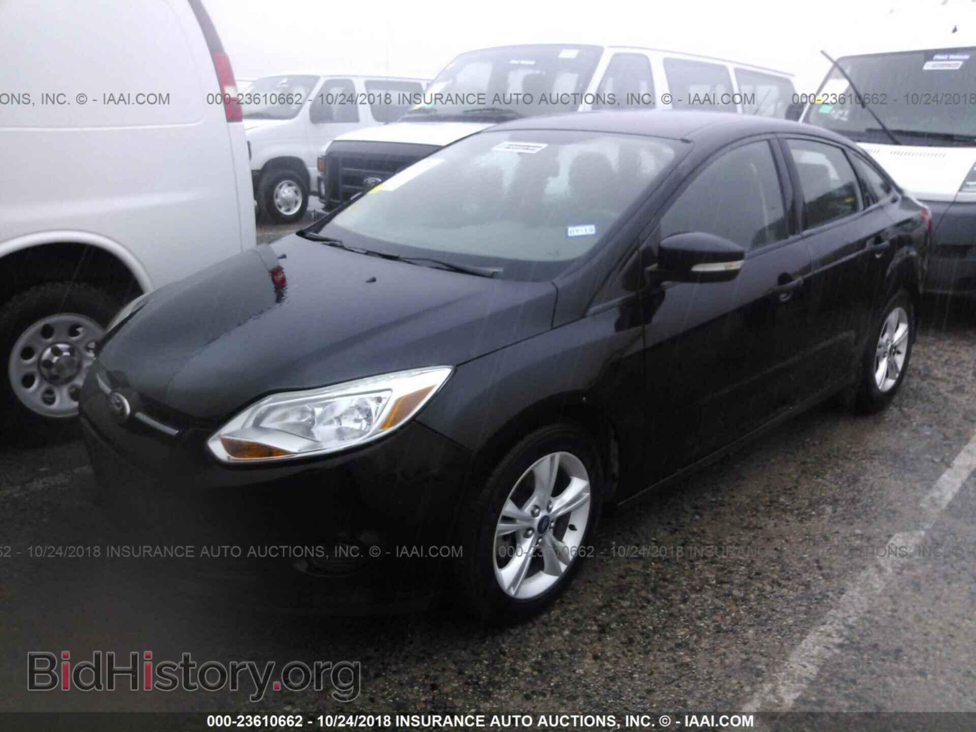 2014 Ford Focus - VIN: 1FADP3F23EL133404 - Photo 2