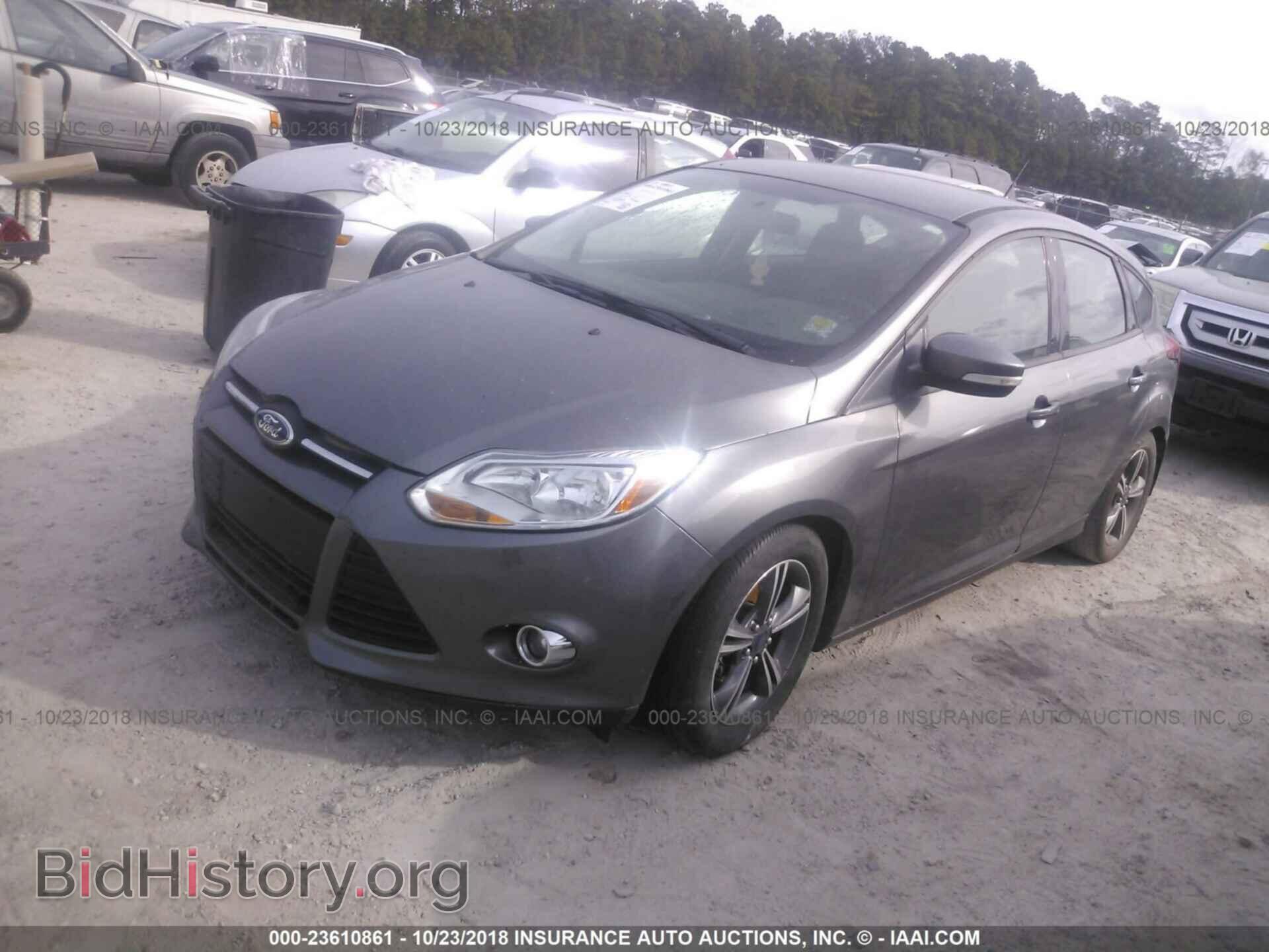2014 Ford Focus - VIN: 1FADP3K29EL446155 - Фото 2