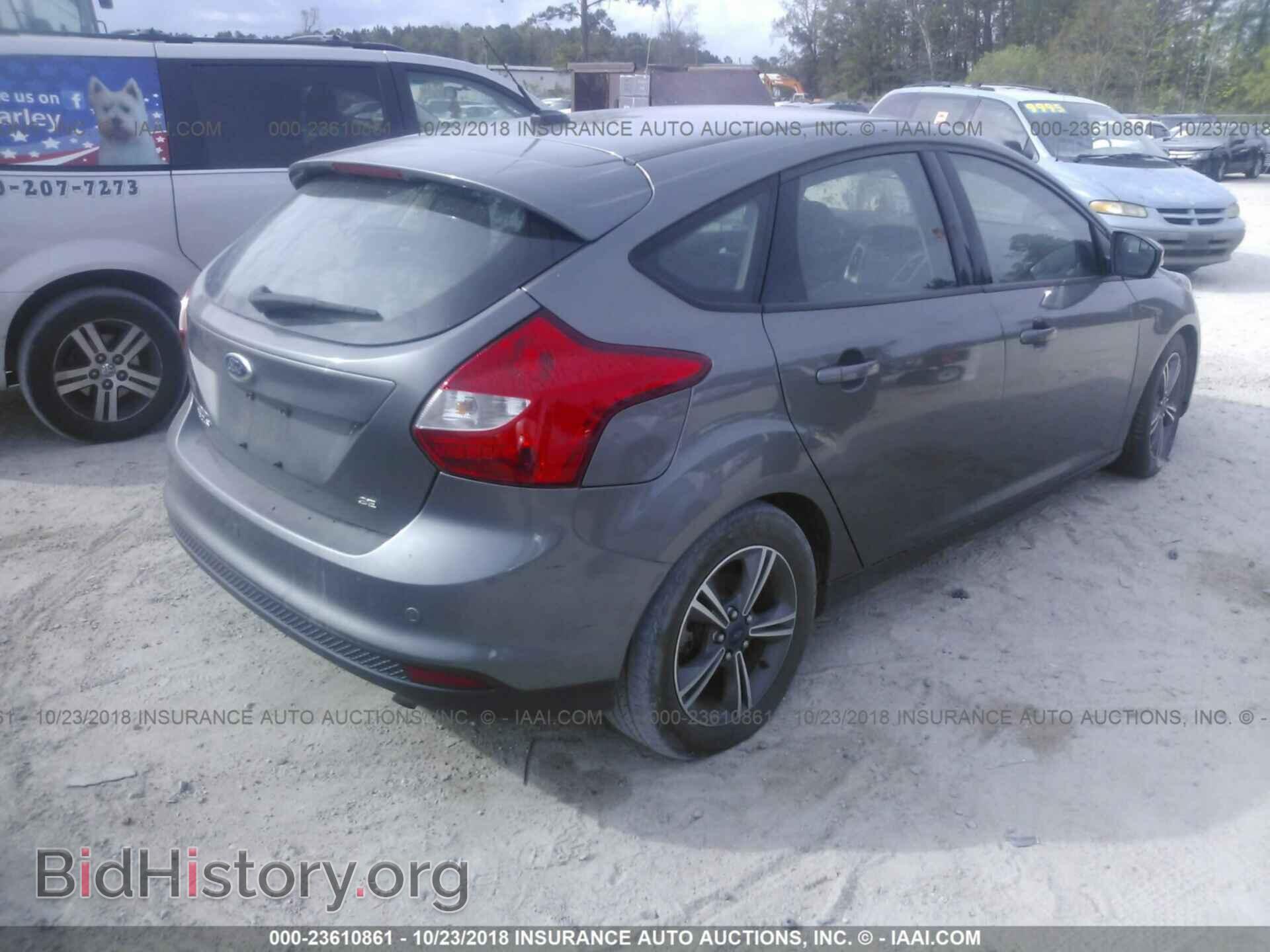 2014 Ford Focus - VIN: 1FADP3K29EL446155 - Фото 4