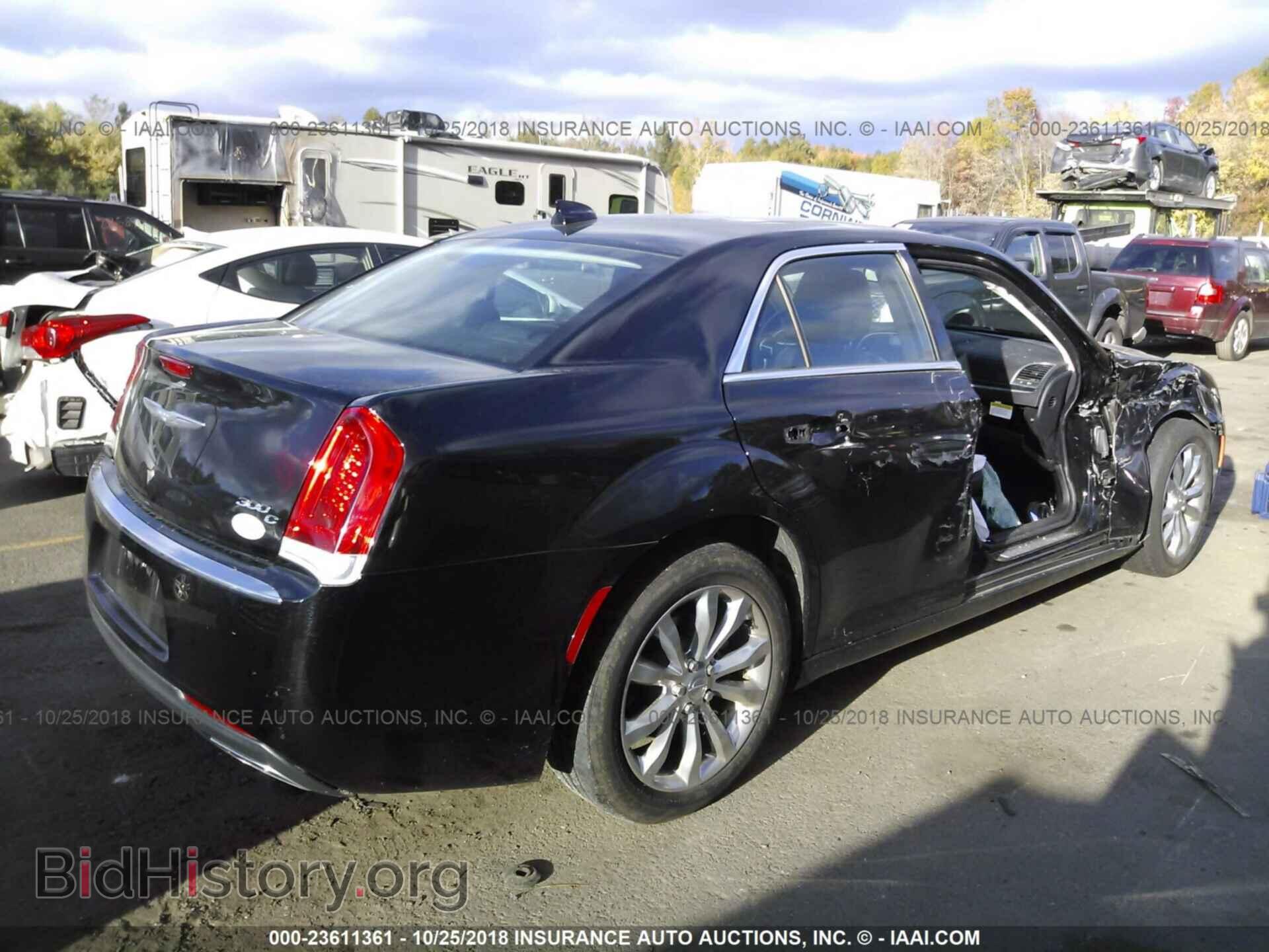 2015 Chrysler 300c - VIN: 2C3CCAKG0FH808653 - Фото 4