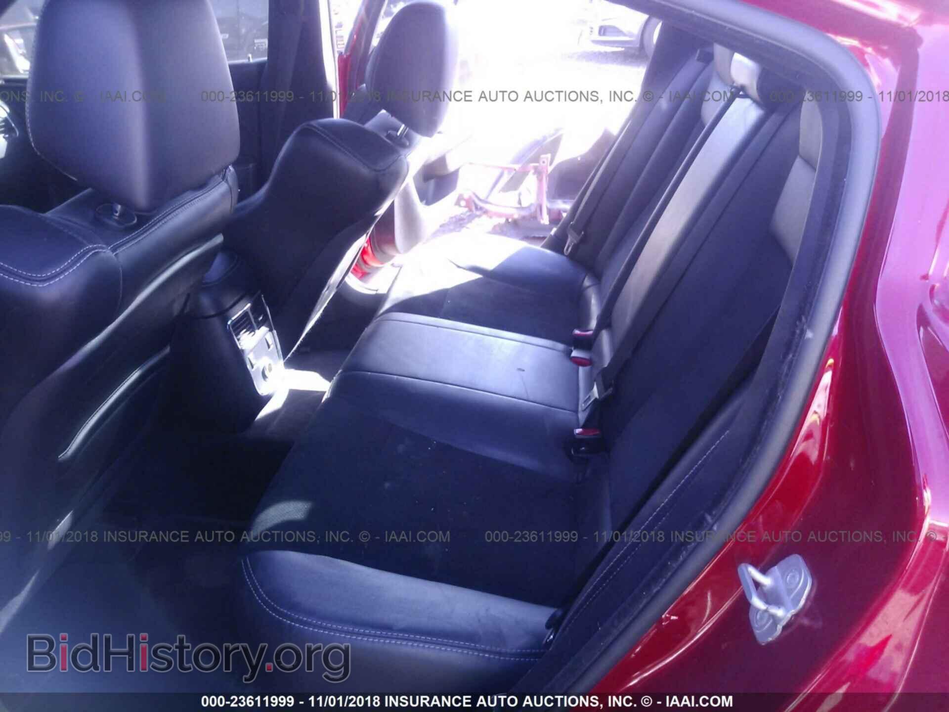 2012 Dodge Charger - VIN: 2C3CDXCT5CH187207 - Фото 8