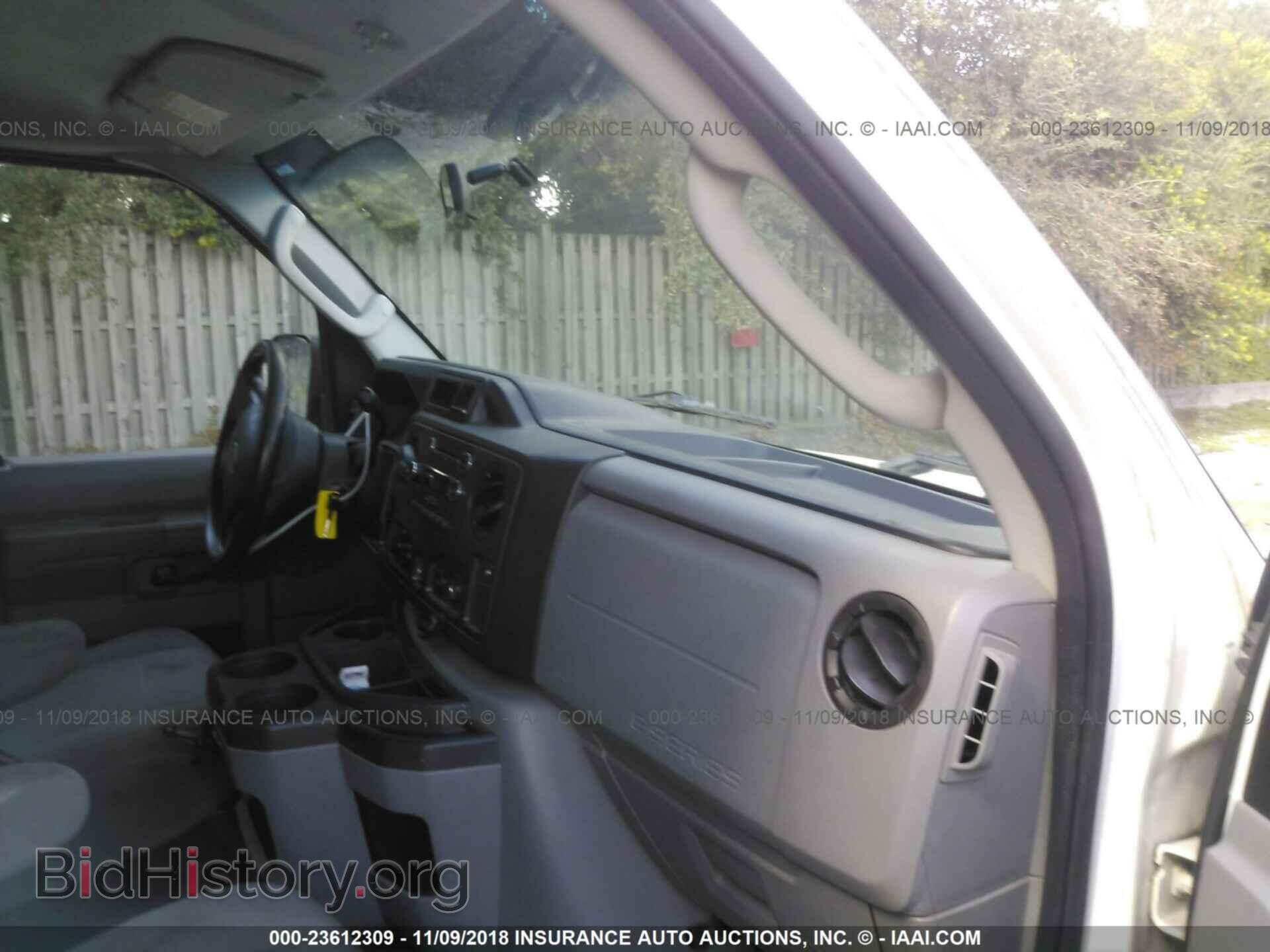 2011 Ford Econoline - VIN: 1FTNE1EW2BDA48413 - Фото 5