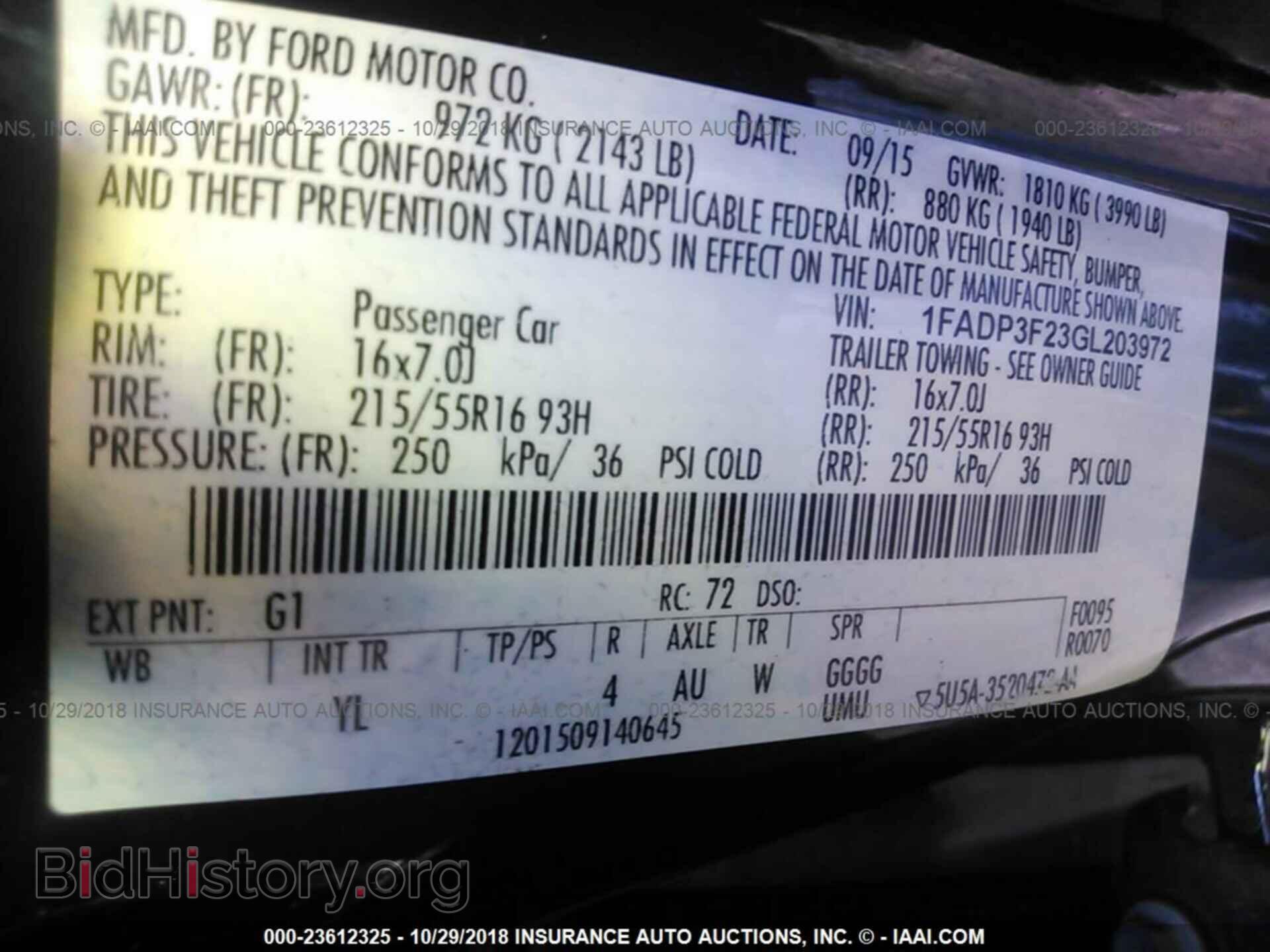 2016 Ford Focus - VIN: 1FADP3F23GL203972 - Photo 9