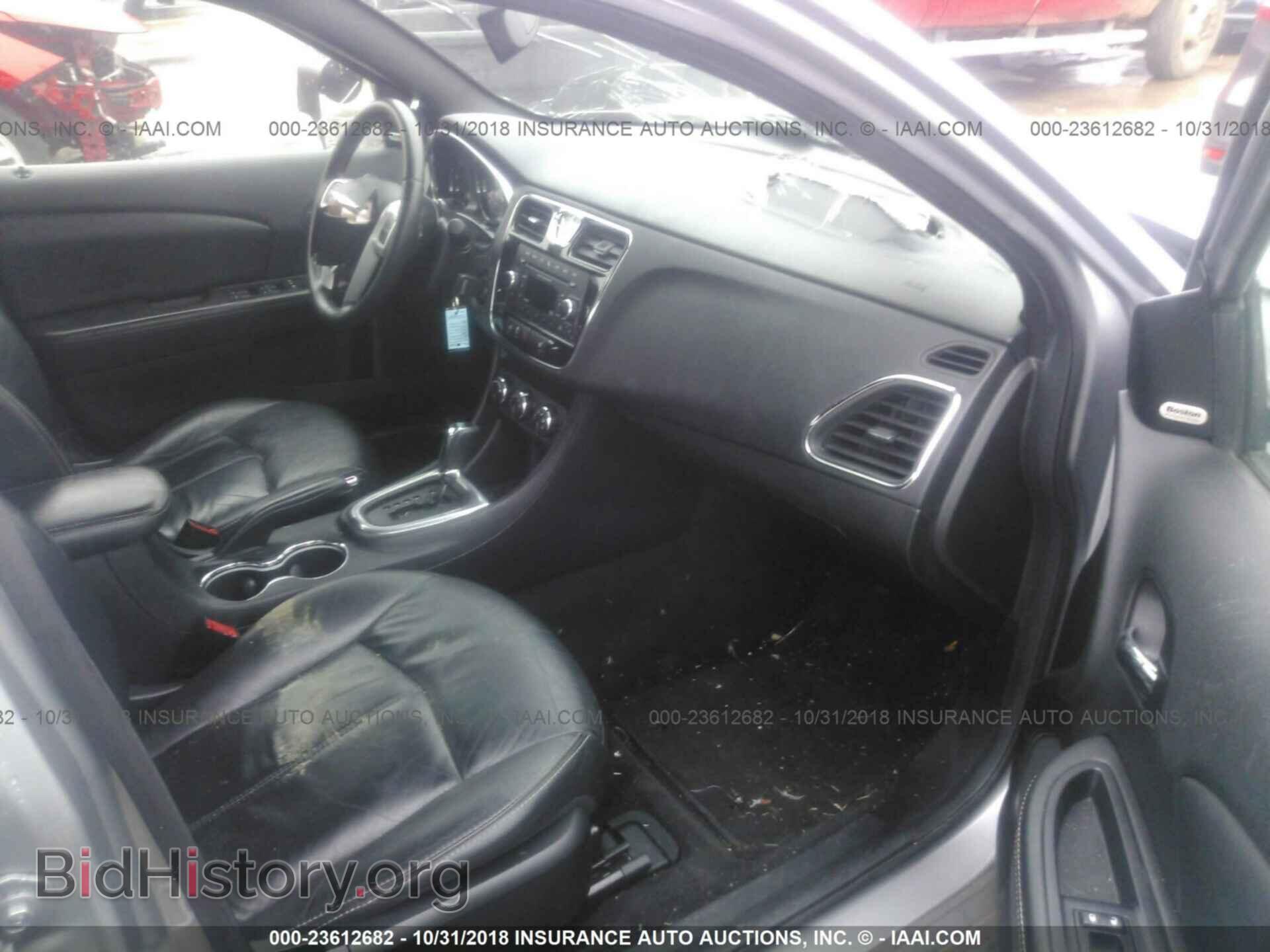 2013 CHRYSLER 200 - VIN: 1C3CCBCG0DN598189 - Фото 5