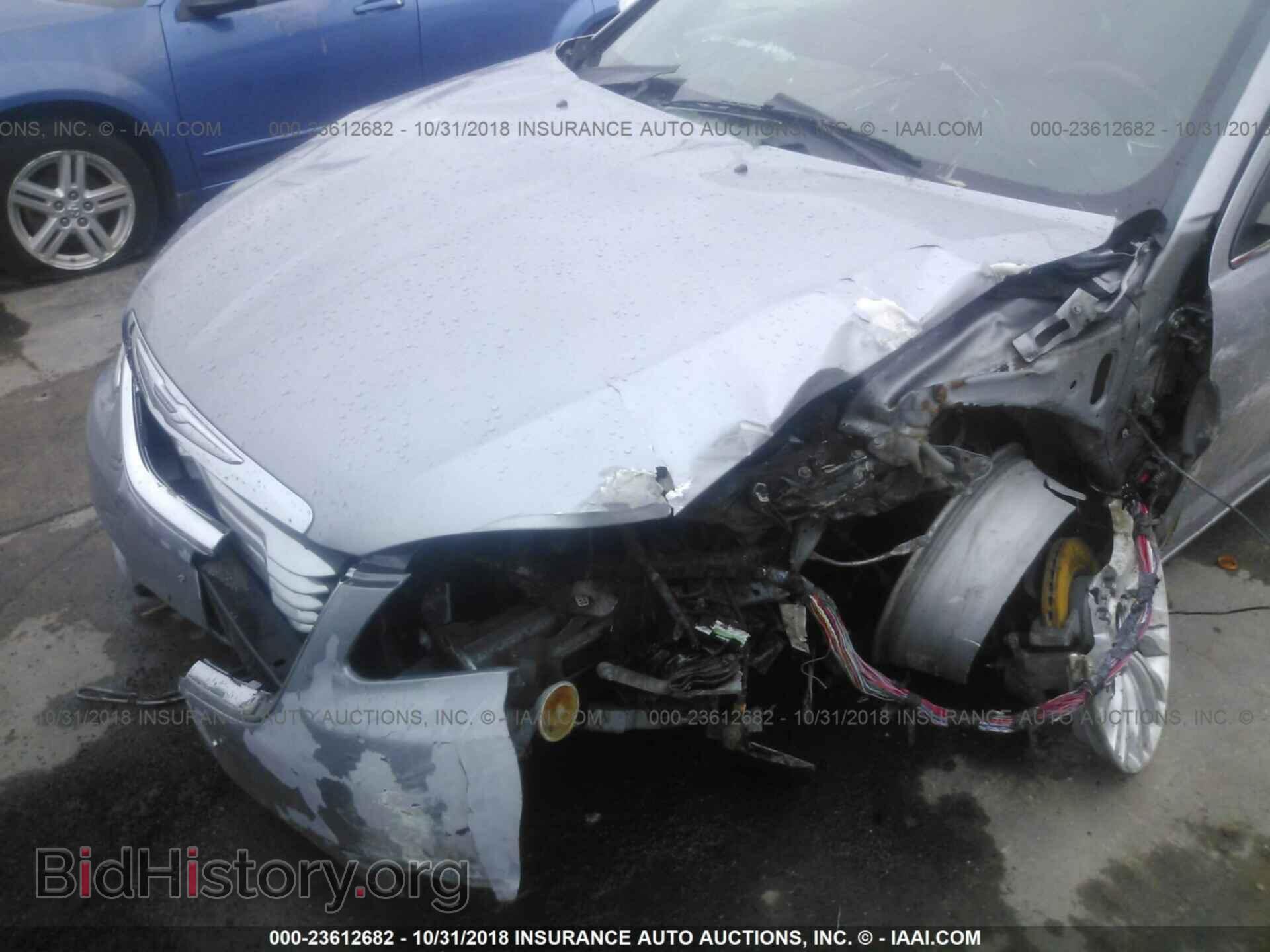 2013 CHRYSLER 200 - VIN: 1C3CCBCG0DN598189 - Фото 6
