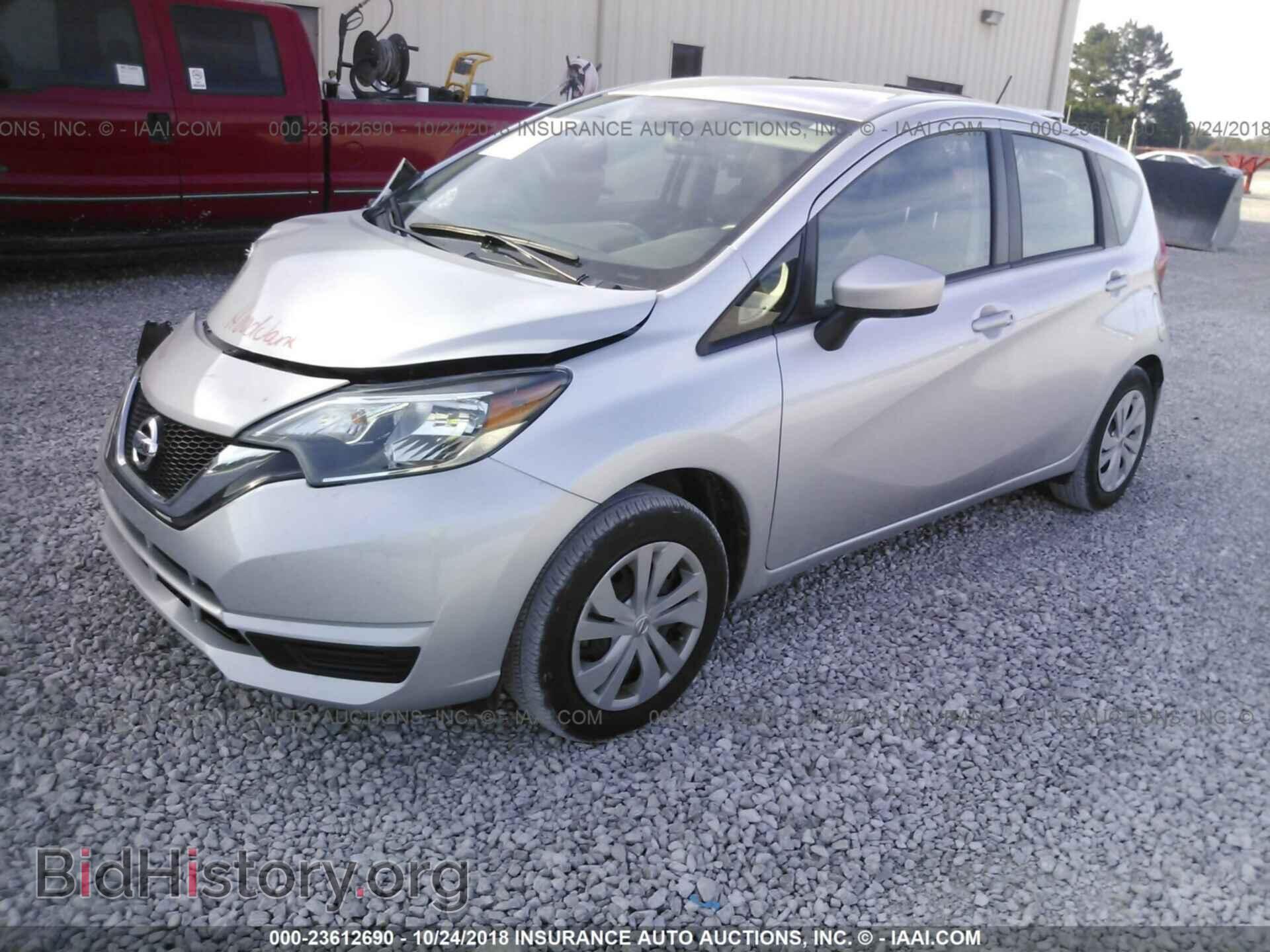 2017 Nissan Versa note - VIN: 3N1CE2CP6HL365870 - Фото 2