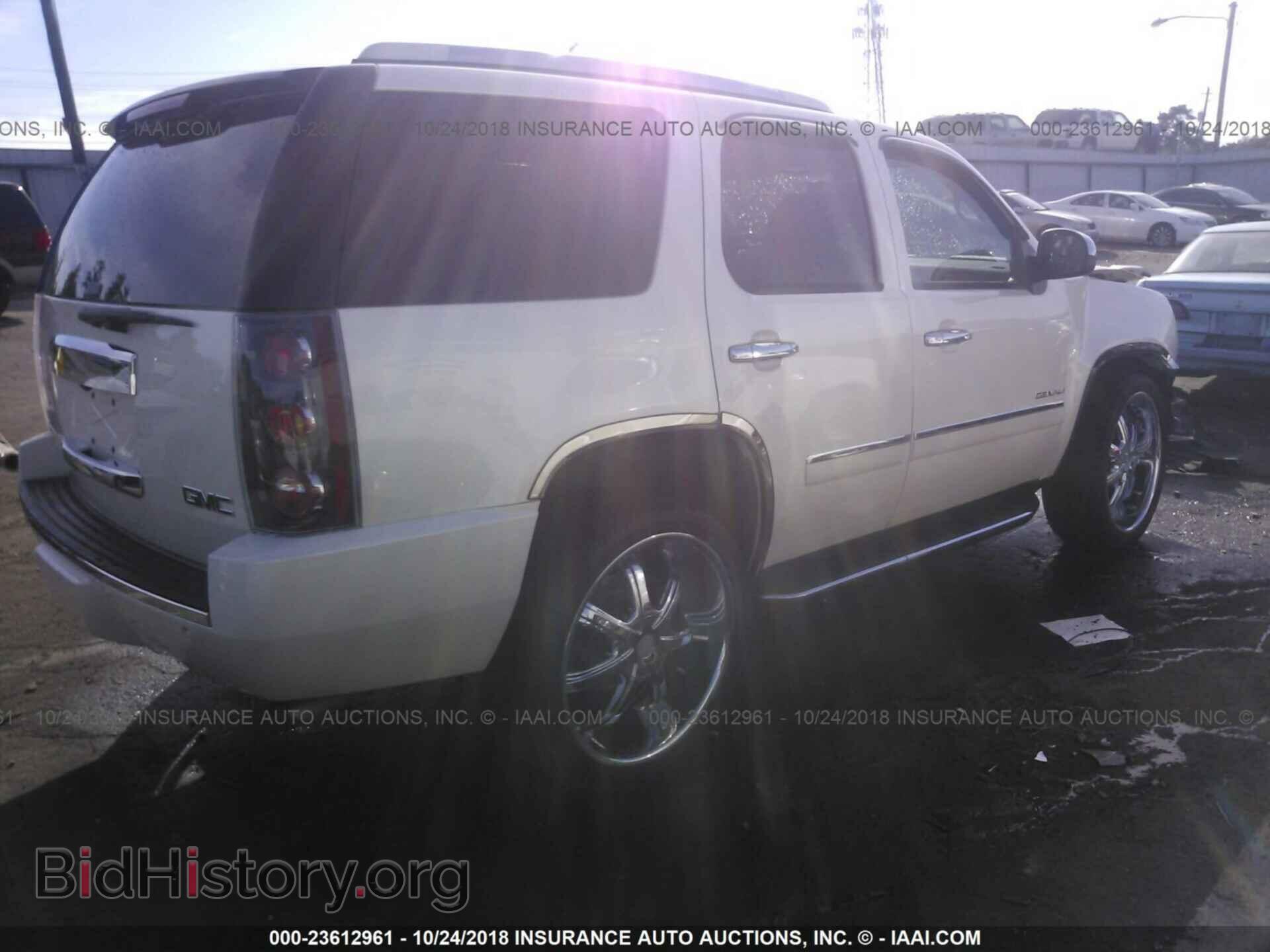 2013 Gmc Yukon - VIN: 1GKS1EEF1DR301995 - Фото 4