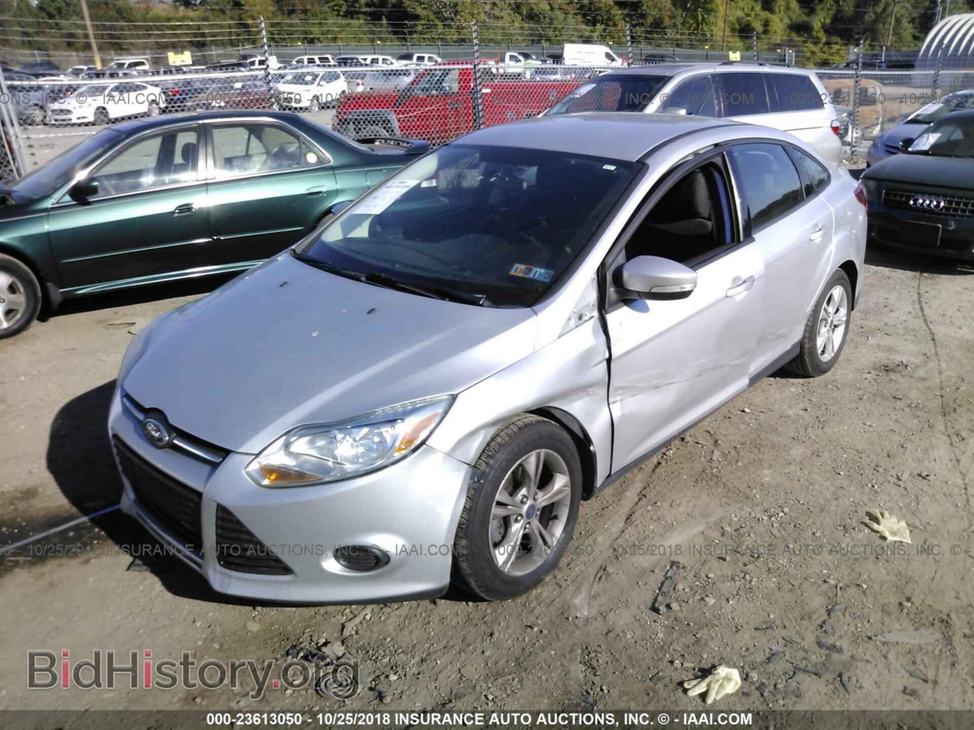 2013 Ford Focus - VIN: 1FADP3F23DL348425 - Photo 2