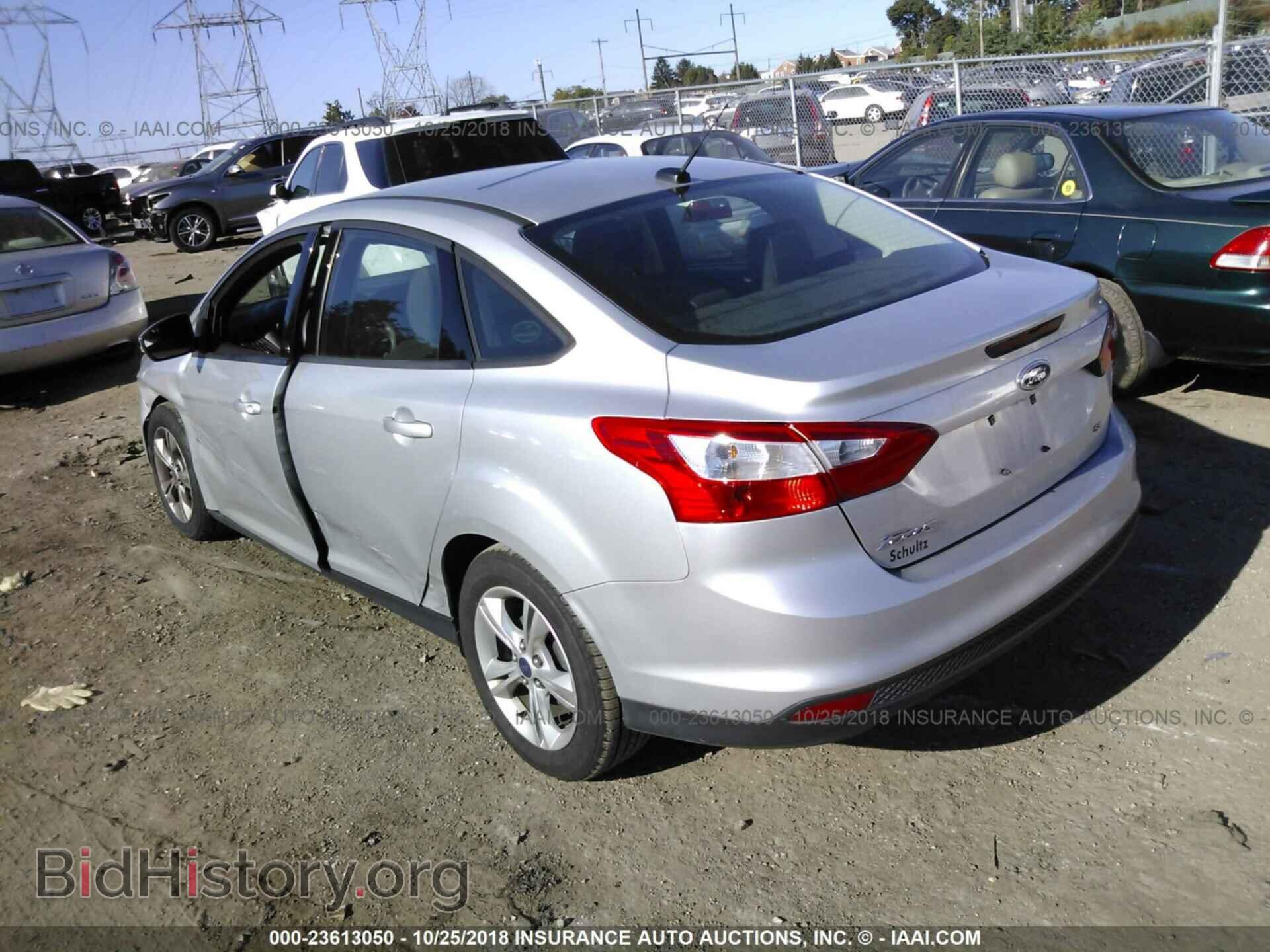 2013 Ford Focus - VIN: 1FADP3F23DL348425 - Photo 3