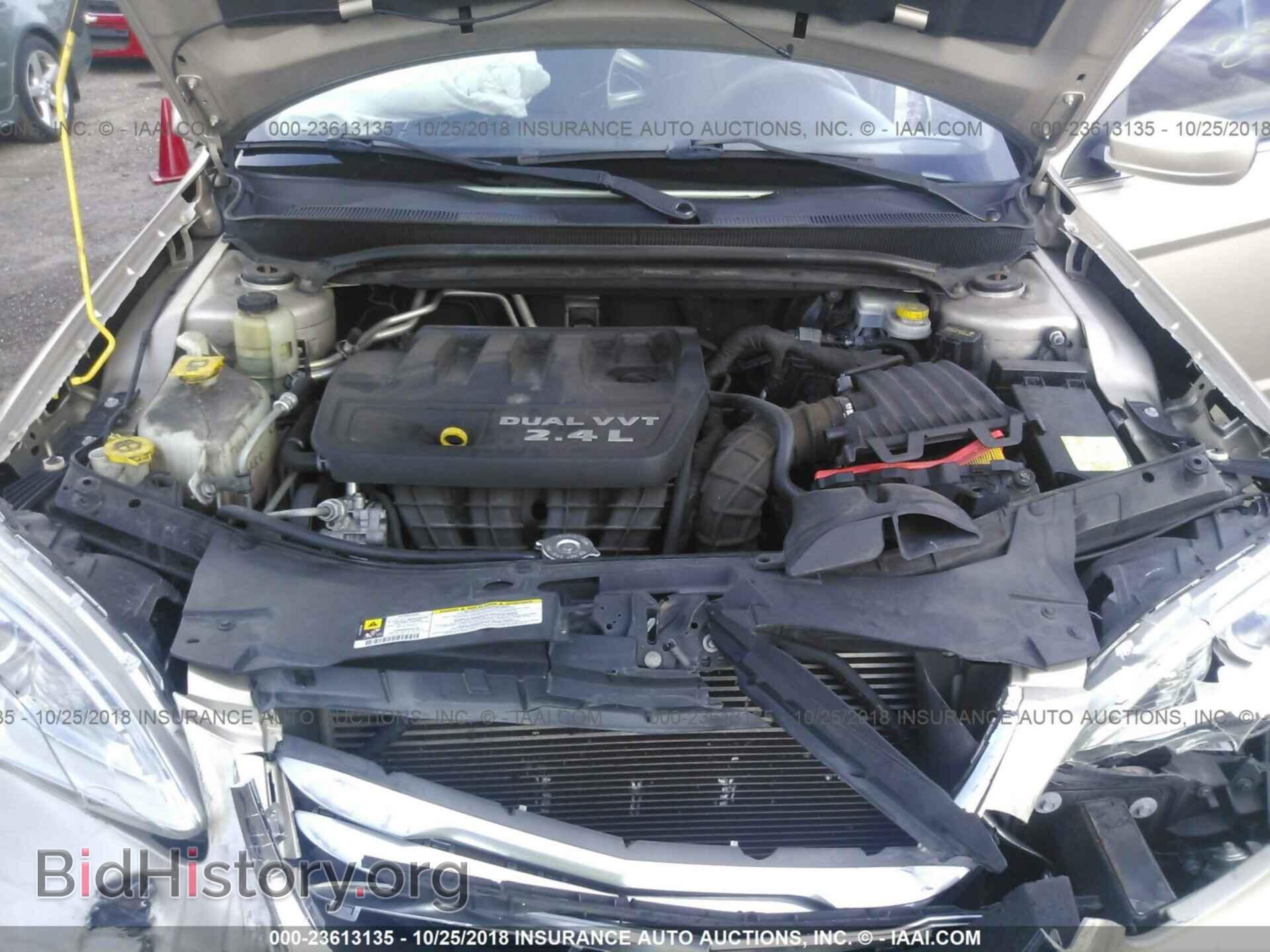 2013 Chrysler 200 - VIN: 1C3CCBBB1DN701223 - Фото 10