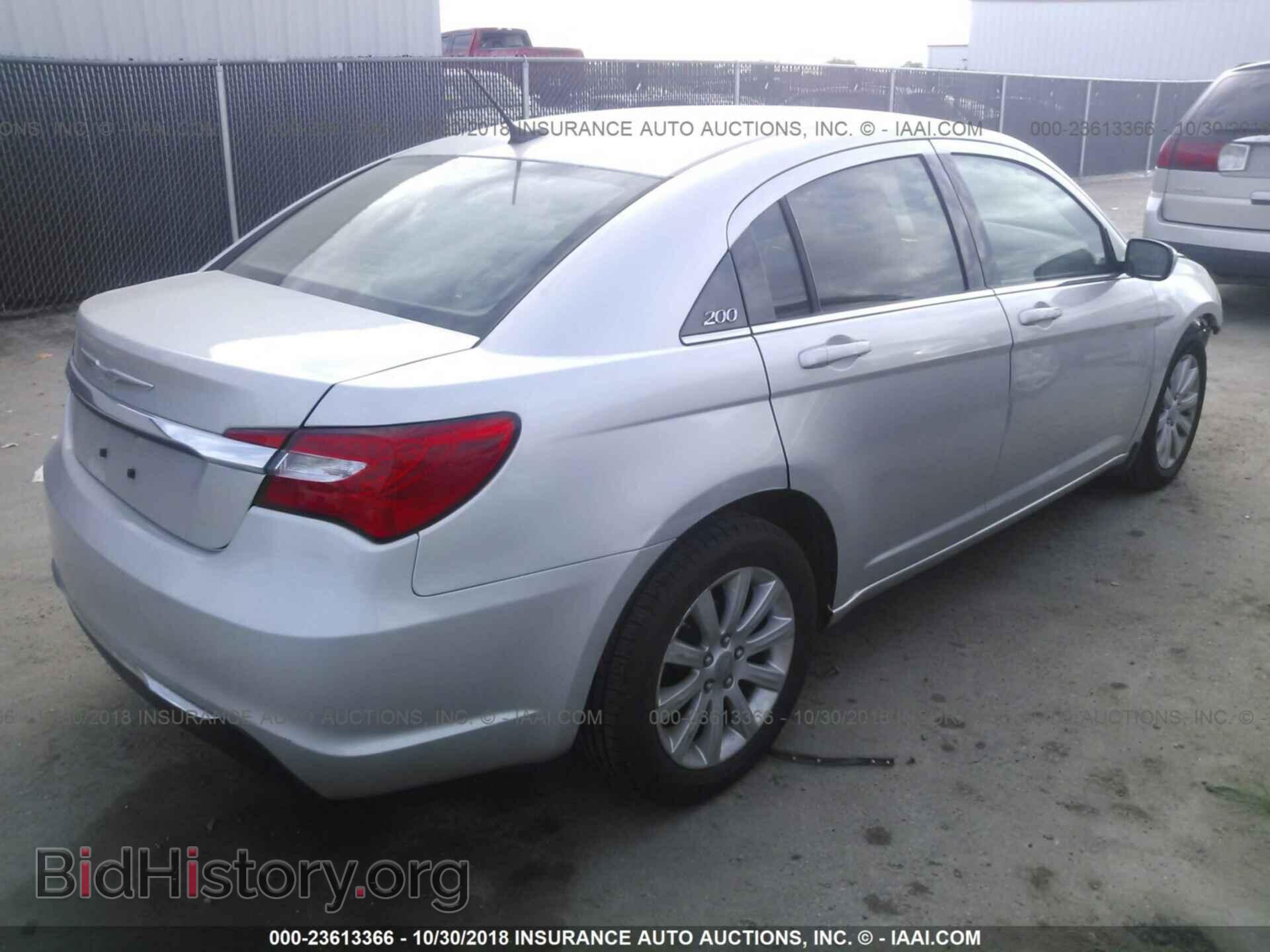 2012 Chrysler 200 - VIN: 1C3CCBBB9CN225396 - Photo 4