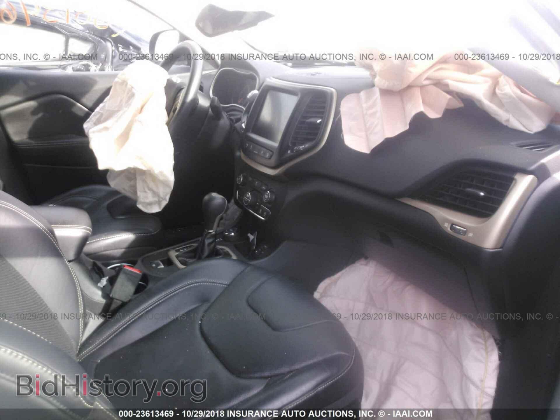 2014 Jeep Cherokee - VIN: 1C4PJMDBXEW210141 - Photo 5