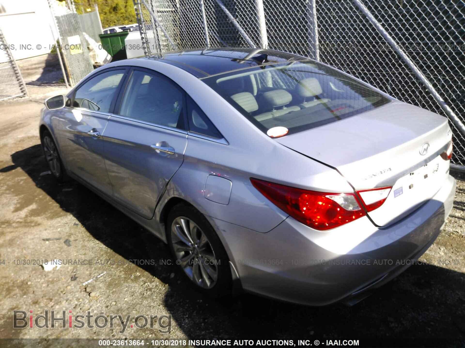 2012 Hyundai Sonata - VIN: 5NPEC4AB1CH475281 - Photo 3