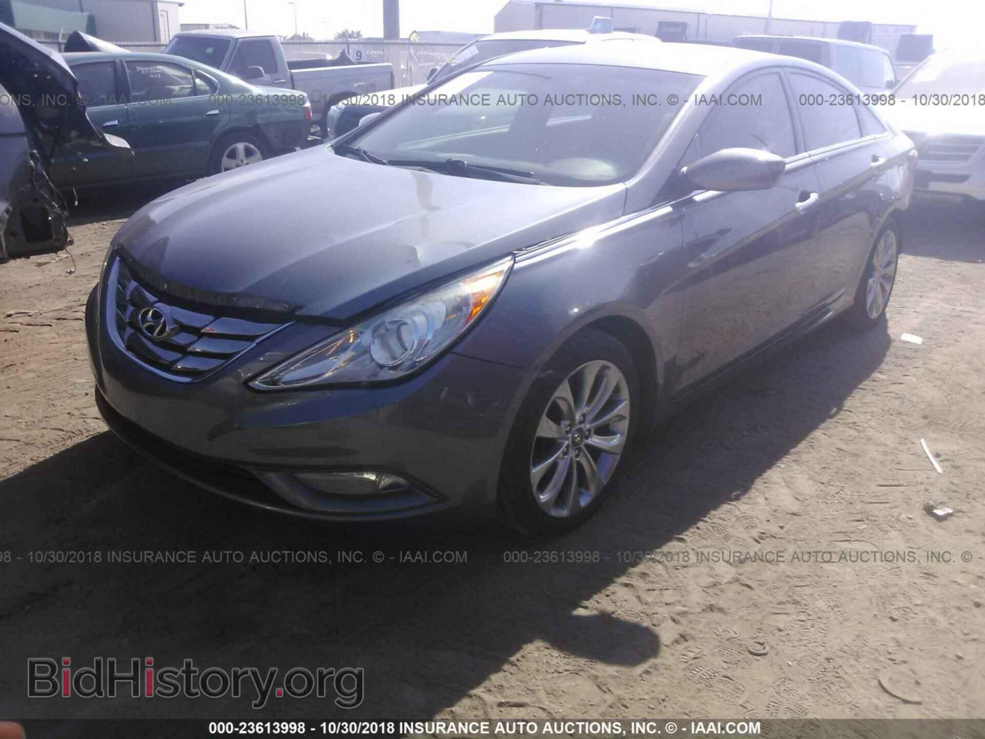 2012 Hyundai Sonata - VIN: 5NPEC4AC2CH345275 - Фото 2