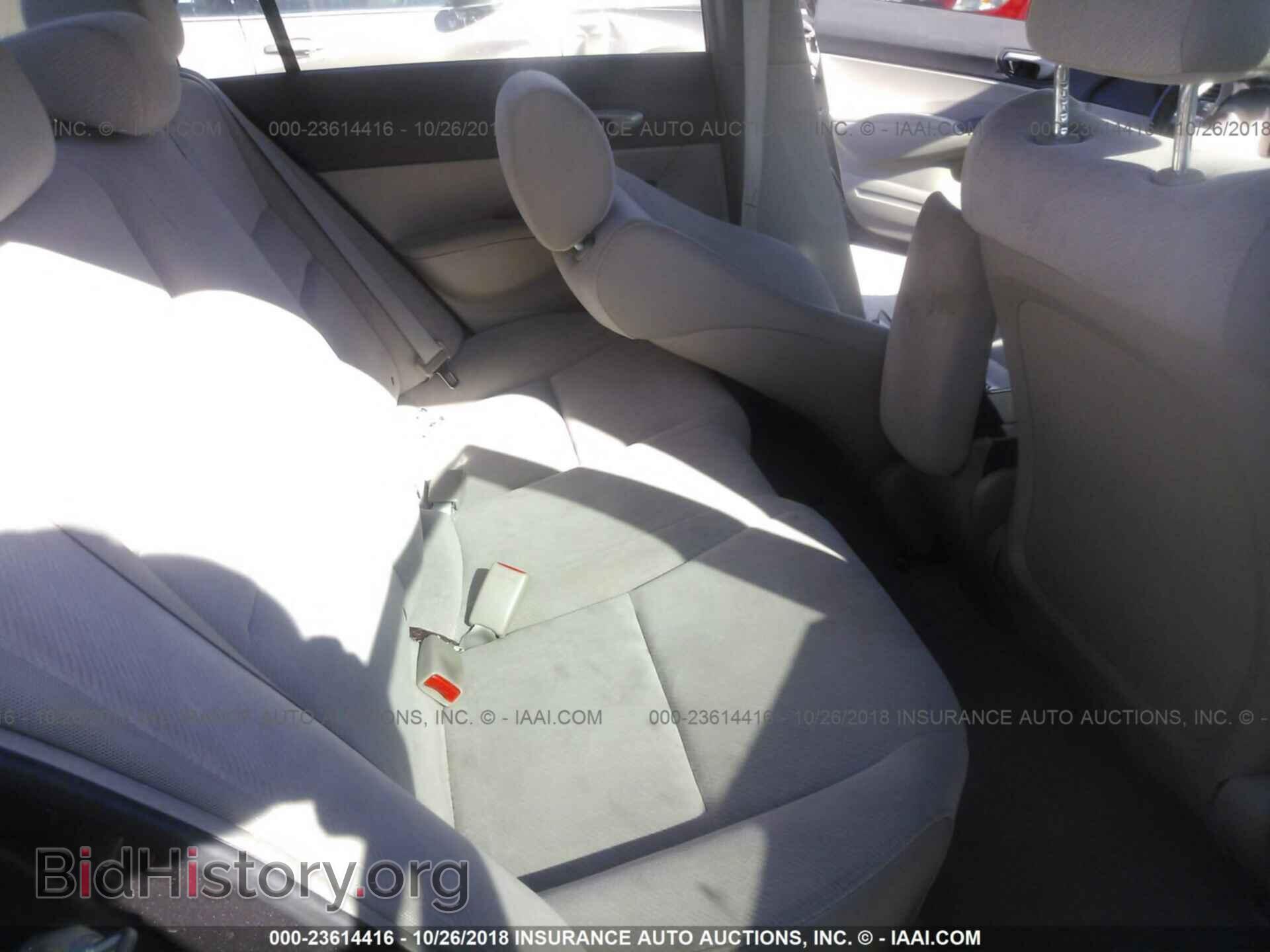 2011 Honda Civic - VIN: 2HGFA1F50BH522224 - Photo 8