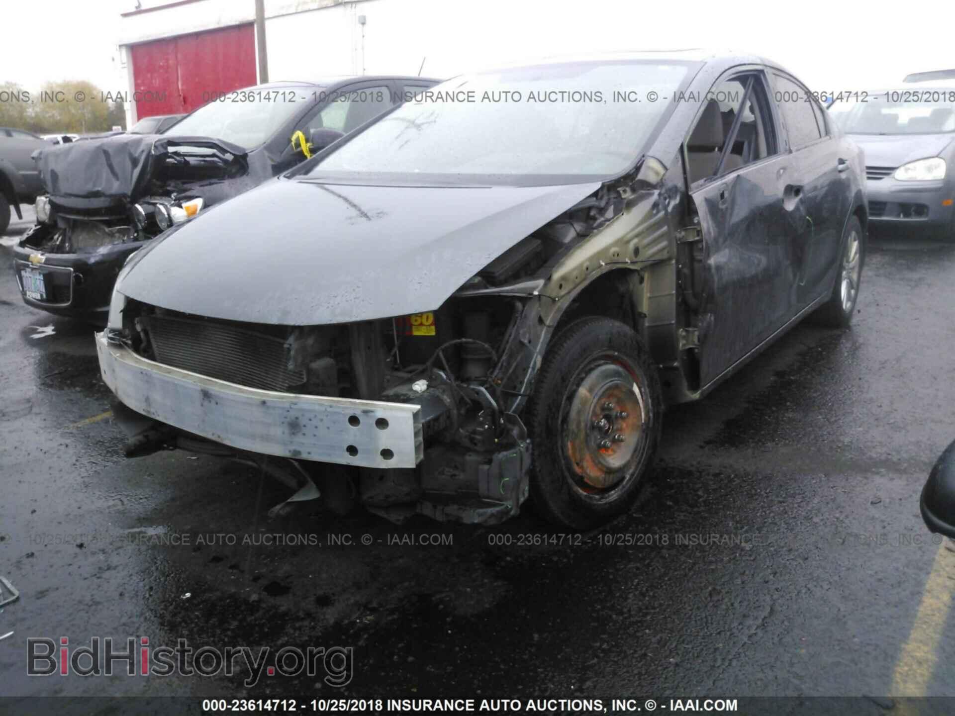 2012 Honda Civic - VIN: 2HGFB2F87CH530965 - Photo 6