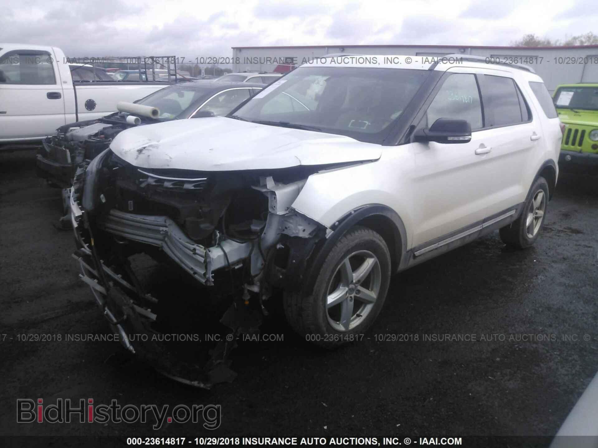 2016 Ford Explorer - VIN: 1FM5K8D89GGD24009 - Photo 2