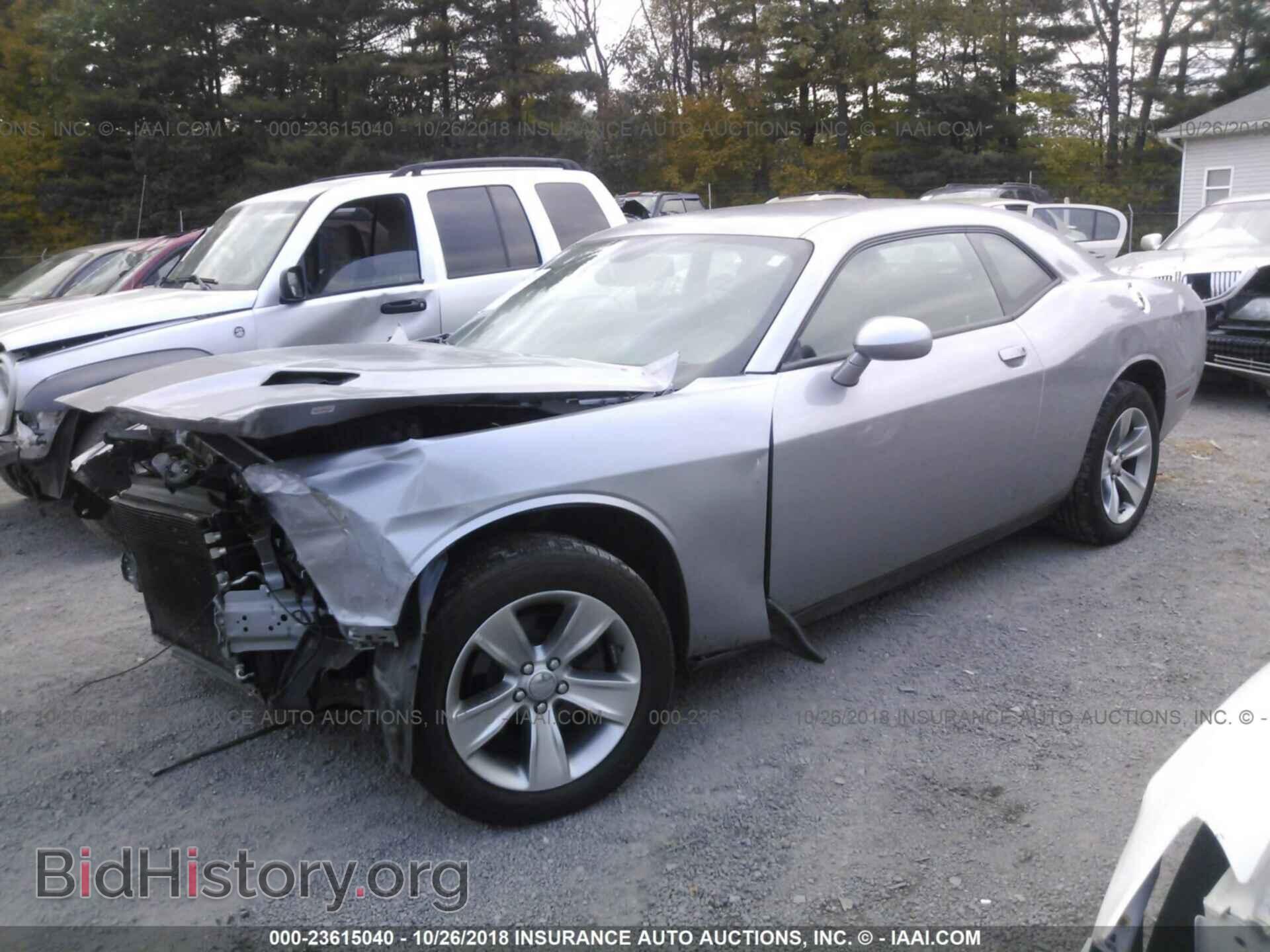 2017 Dodge Challenger - VIN: 2C3CDZAG1HH568593 - Фото 2