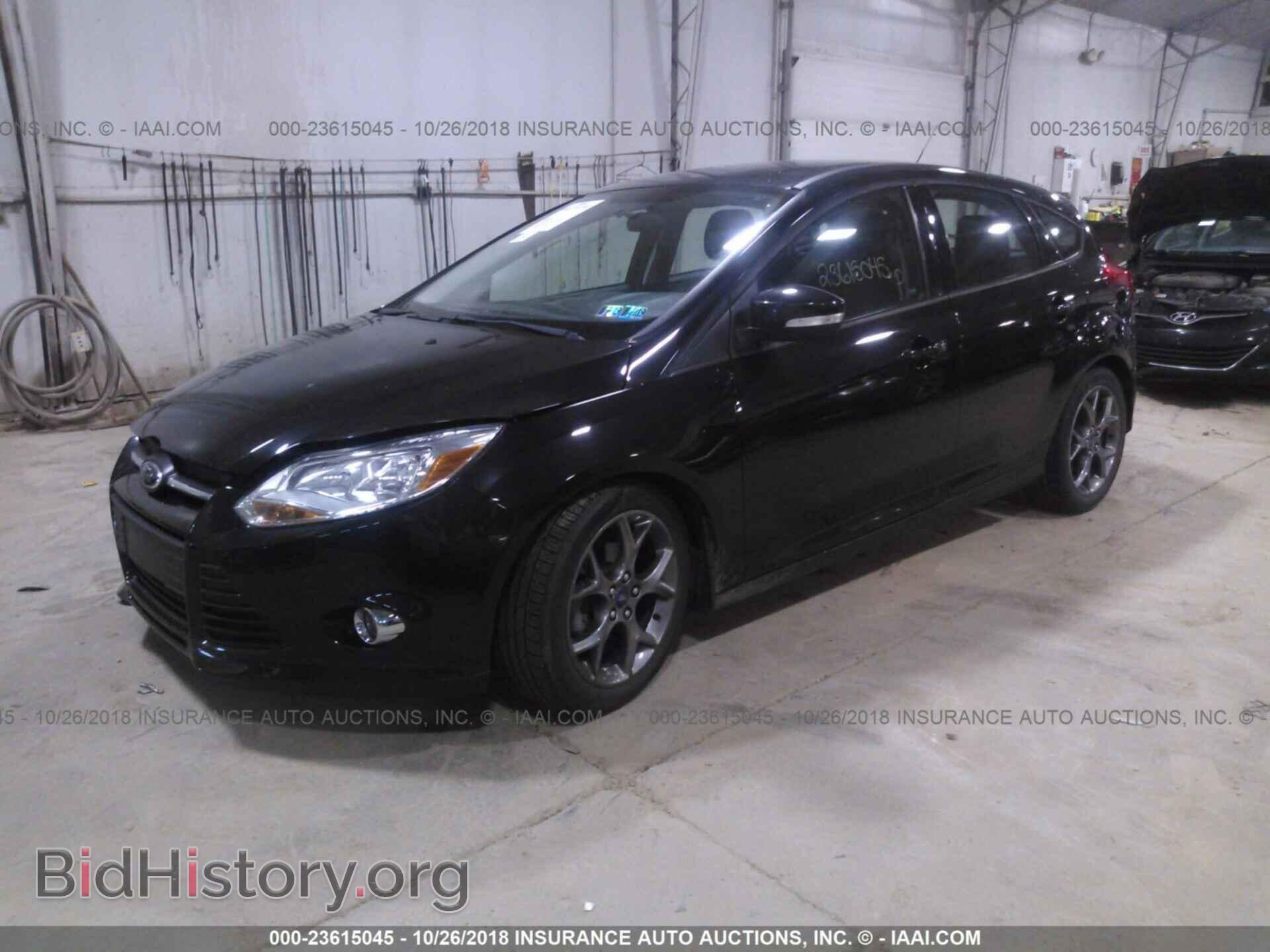 2013 Ford Focus - VIN: 1FADP3K27DL195036 - Фото 2