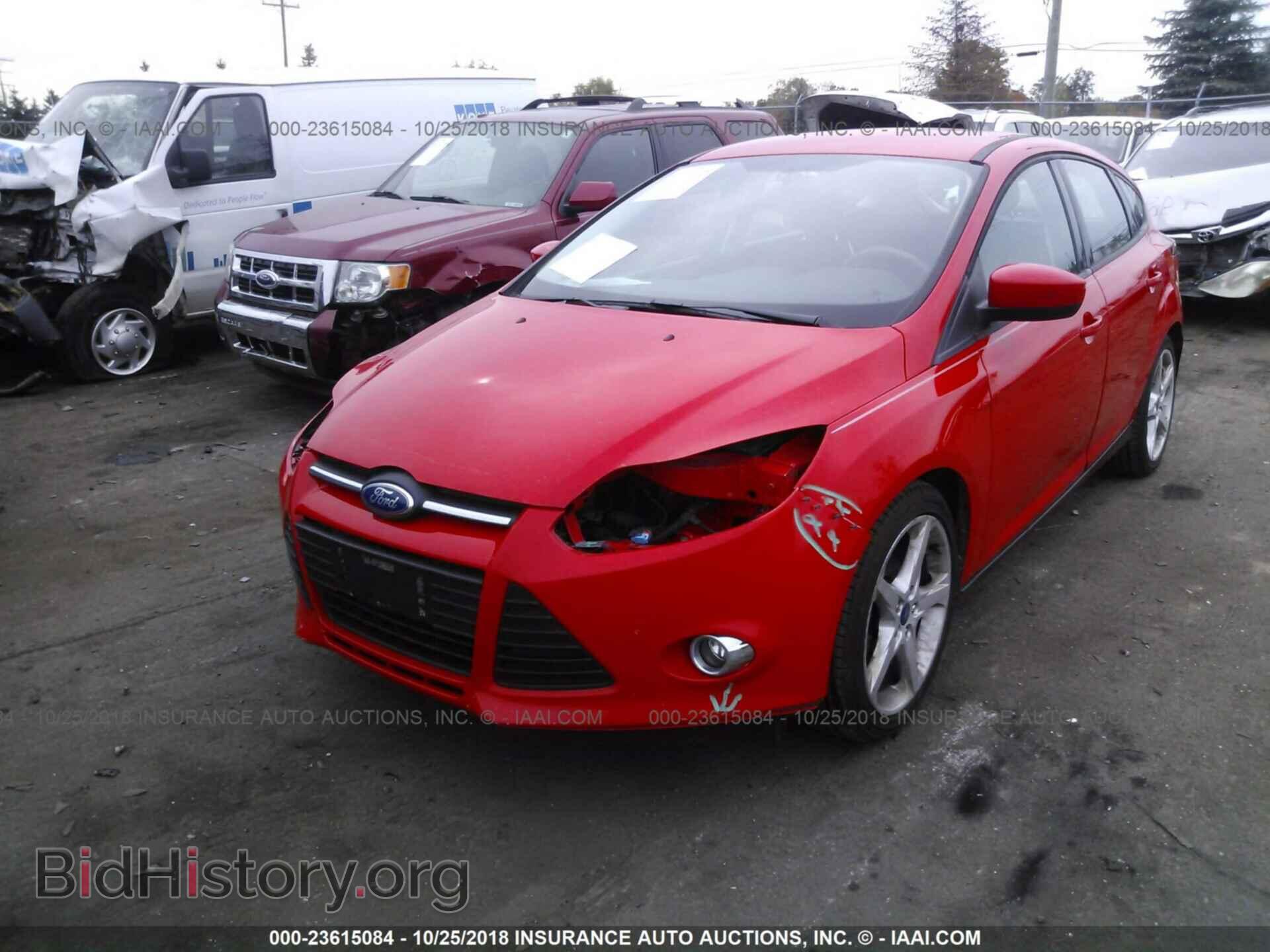 2012 Ford Focus - VIN: 1FAHP3K25CL234657 - Фото 2