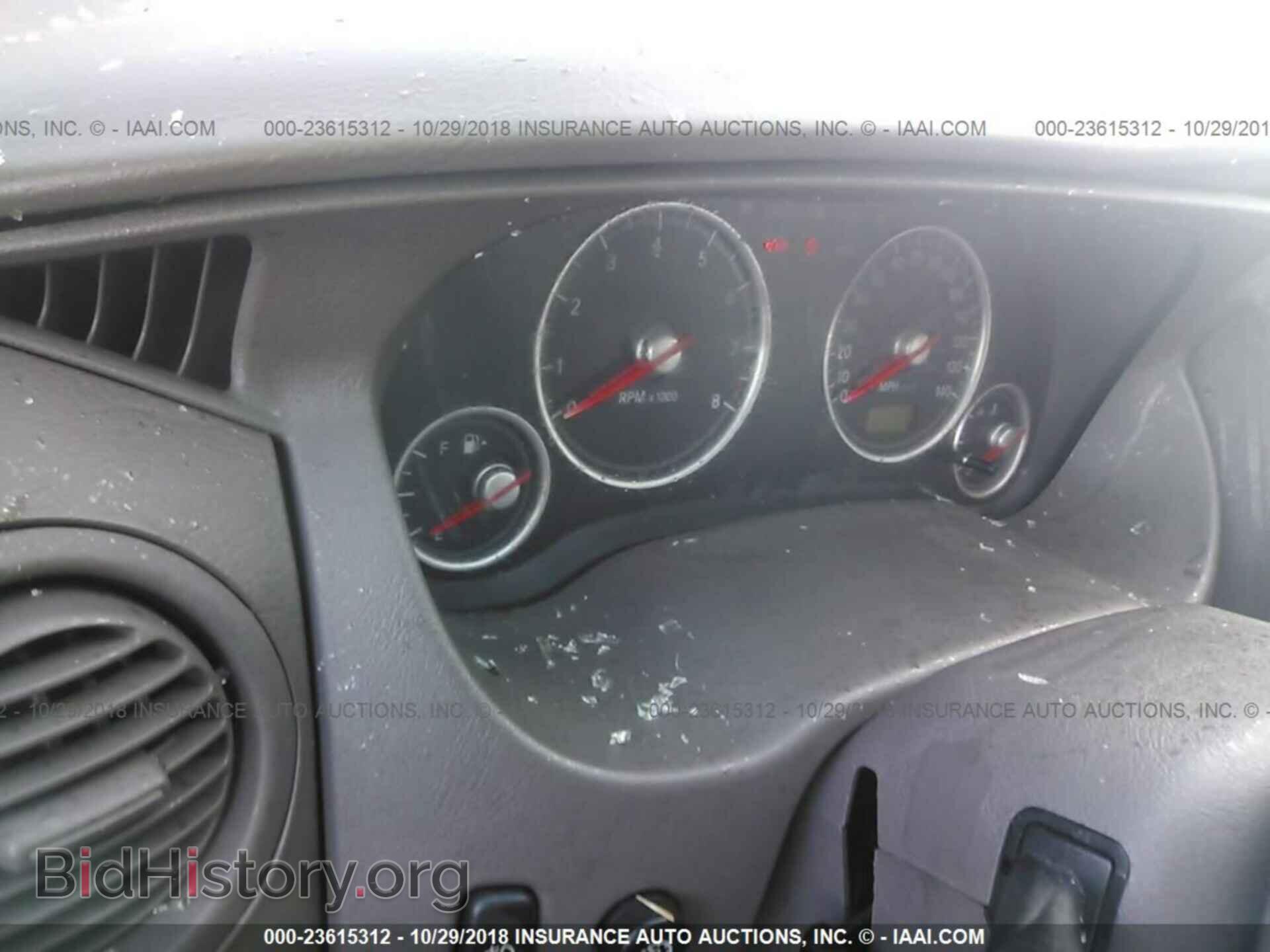 2004 CHRYSLER SEBRING - VIN: 4C3AG42G44E129579 - Photo 7