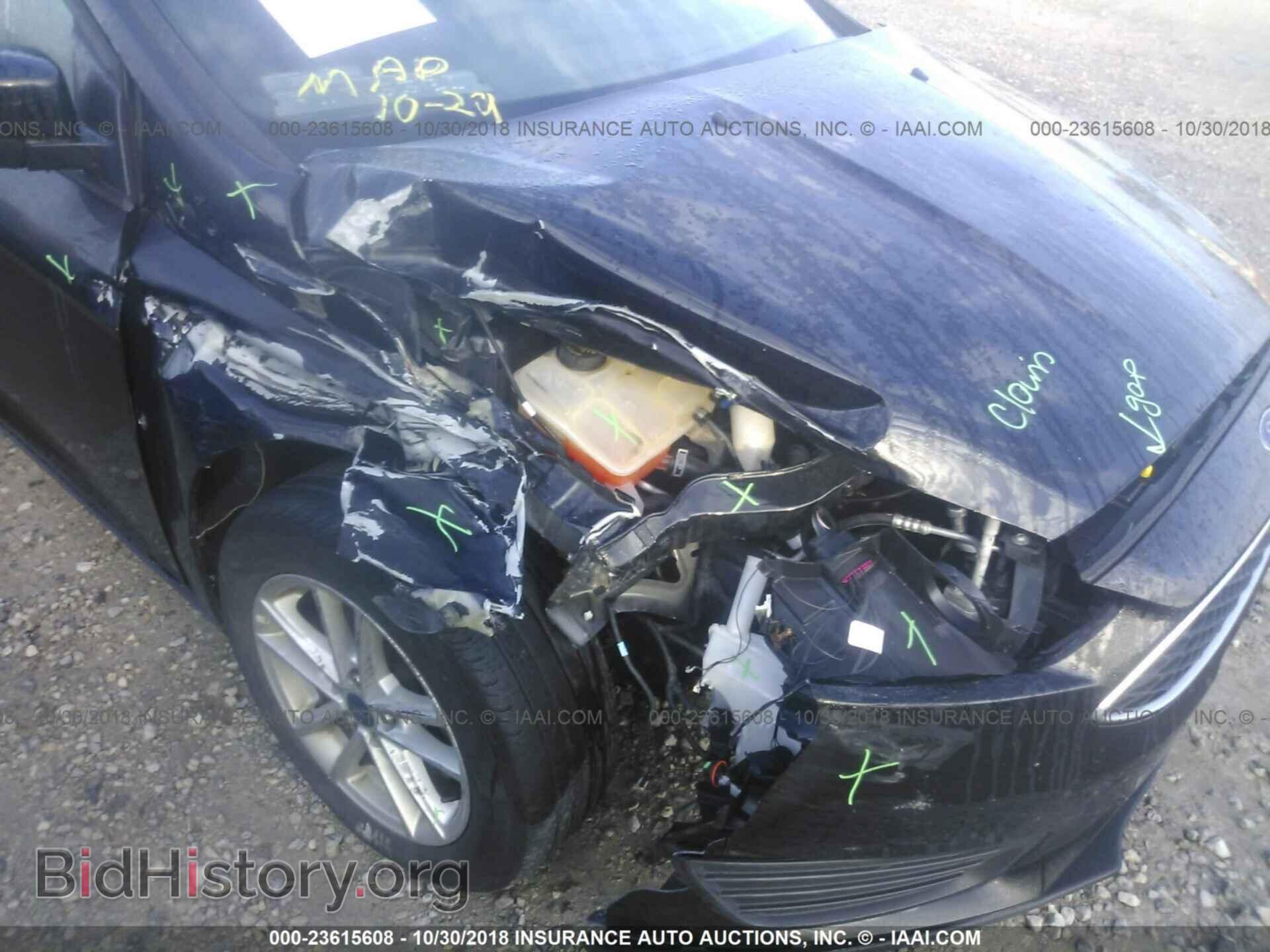 2016 Ford Focus - VIN: 1FADP3F29GL339183 - Photo 6