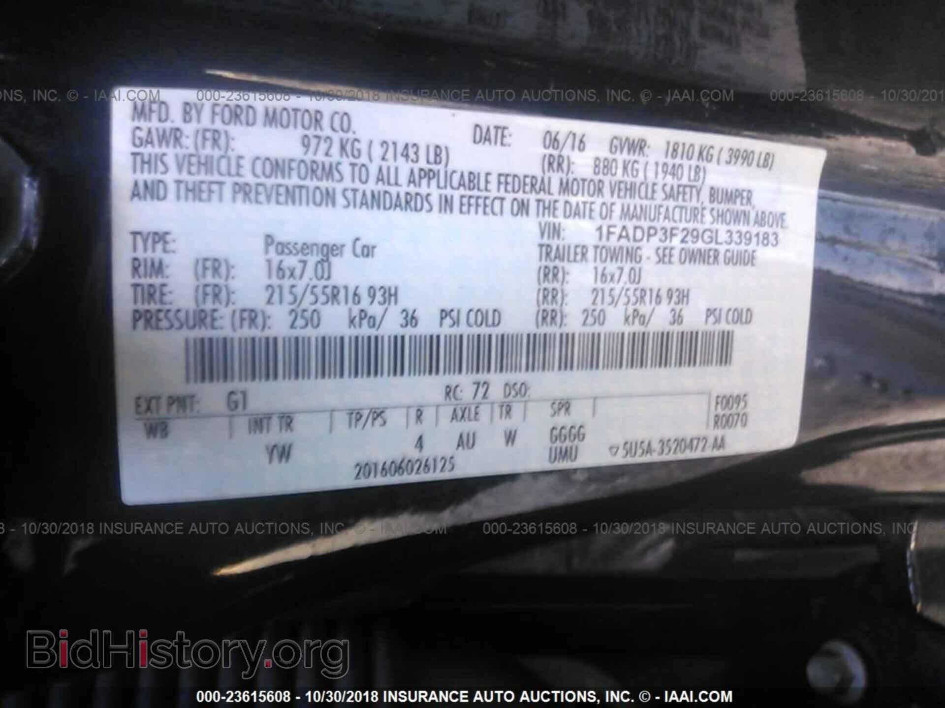 2016 Ford Focus - VIN: 1FADP3F29GL339183 - Photo 9