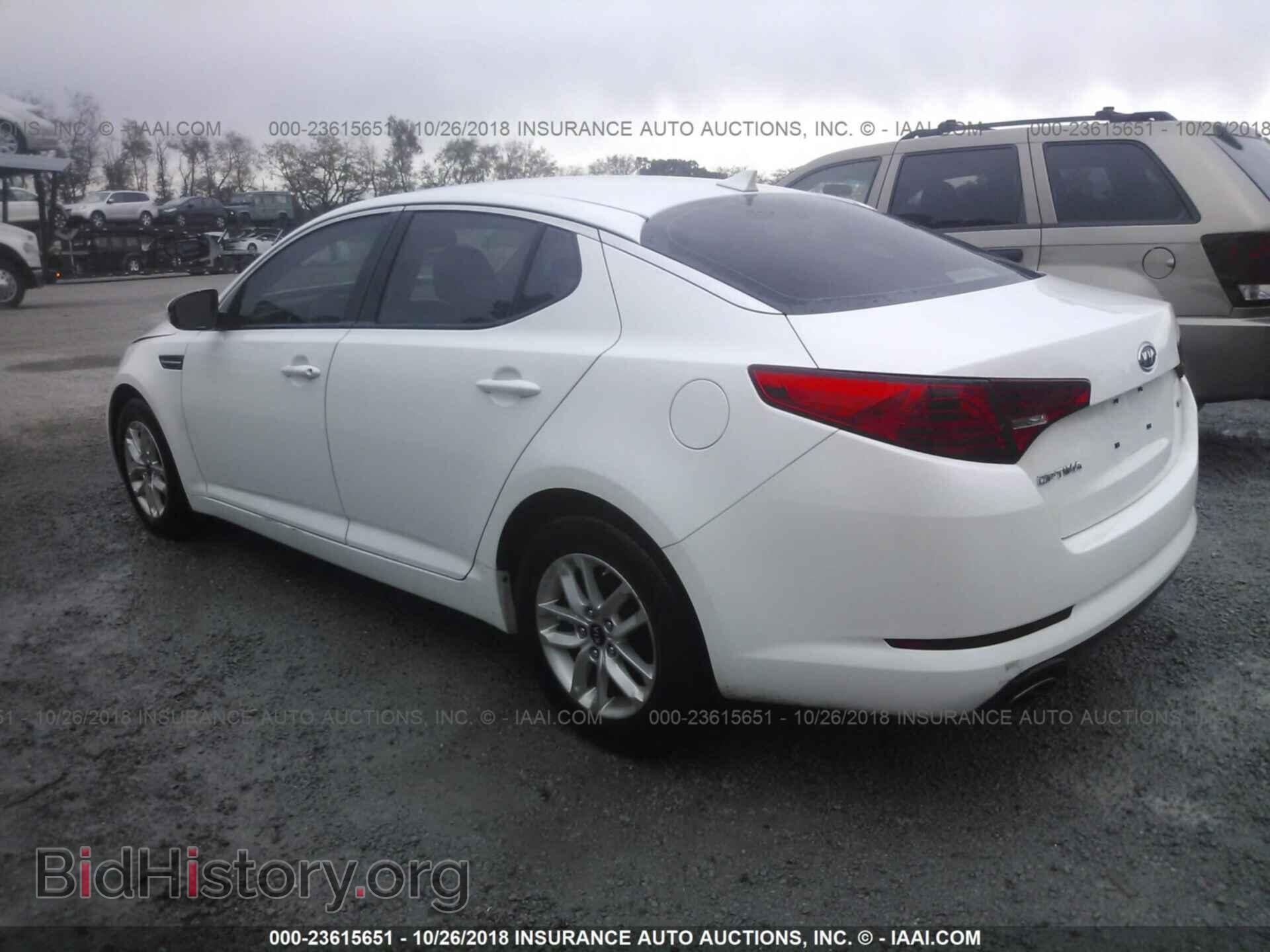 2011 Kia Optima - VIN: KNAGM4A74B5098880 - Photo 3