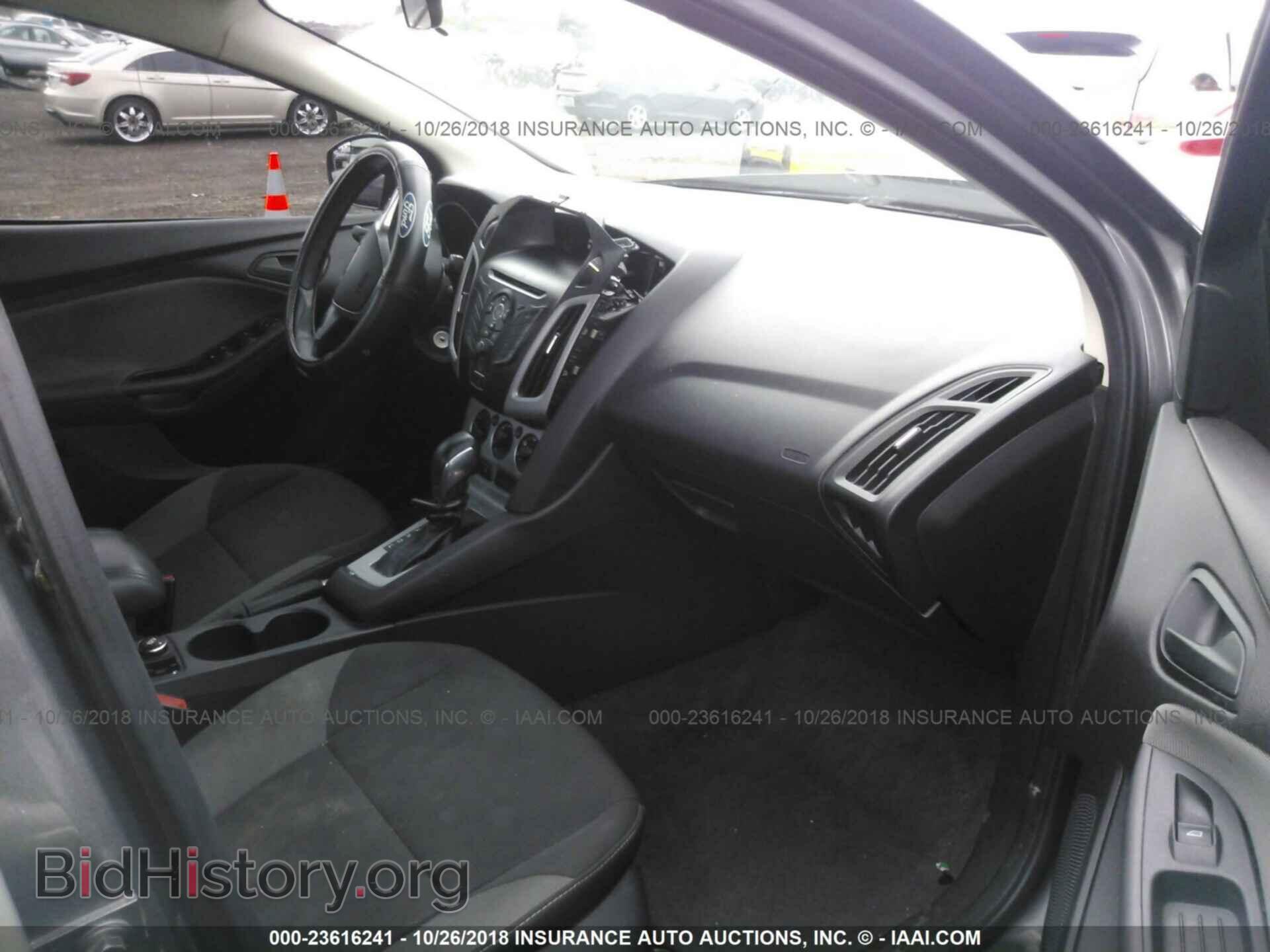2012 Ford Focus - VIN: 1FAHP3F23CL251984 - Фото 5
