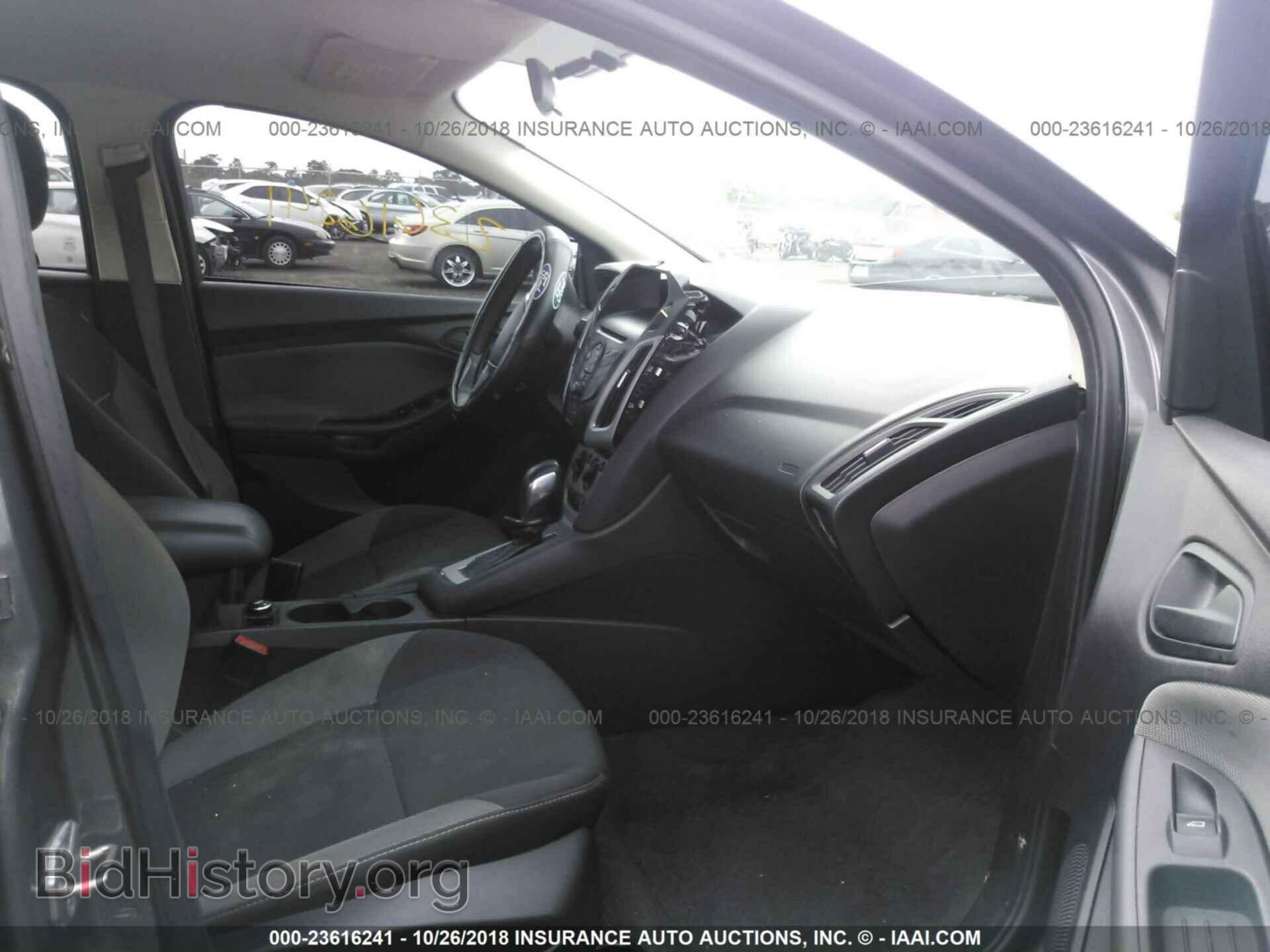 2012 Ford Focus - VIN: 1FAHP3F23CL251984 - Фото 6