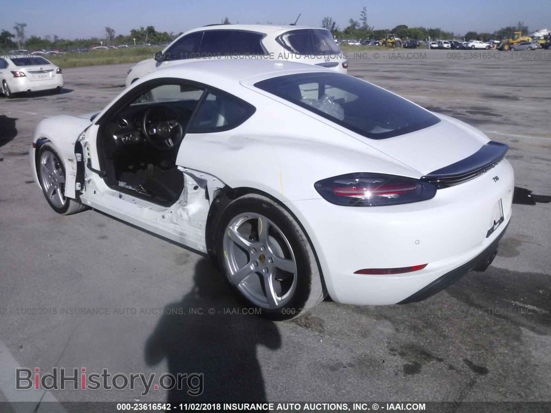 2018 Porsche Cayman - VIN: WP0AA2A87JK260306 - Фото 3