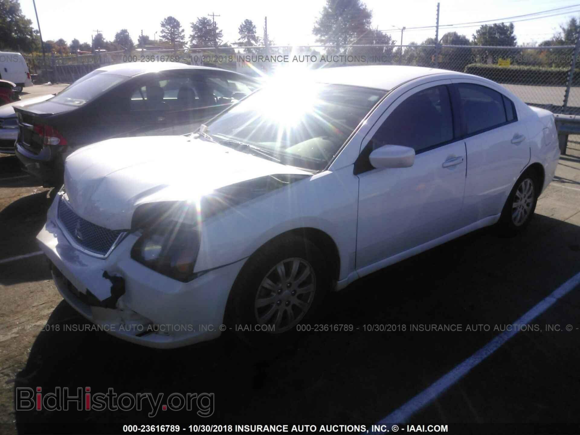2011 Mitsubishi Galant - VIN: 4A32B2FF6BE009797 - Фото 2