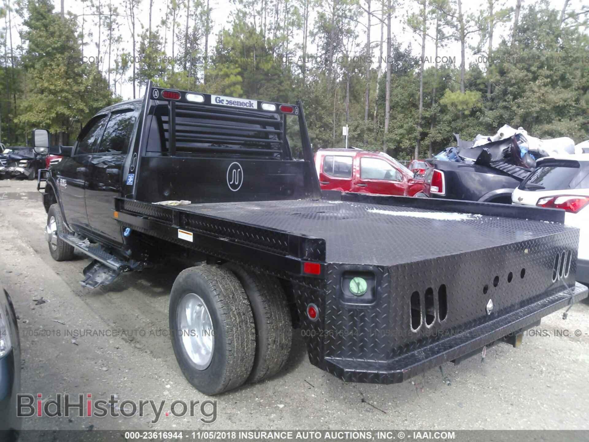 2017 RAM 3500 - VIN: 3C7WRTCL8HG770948 - Фото 3