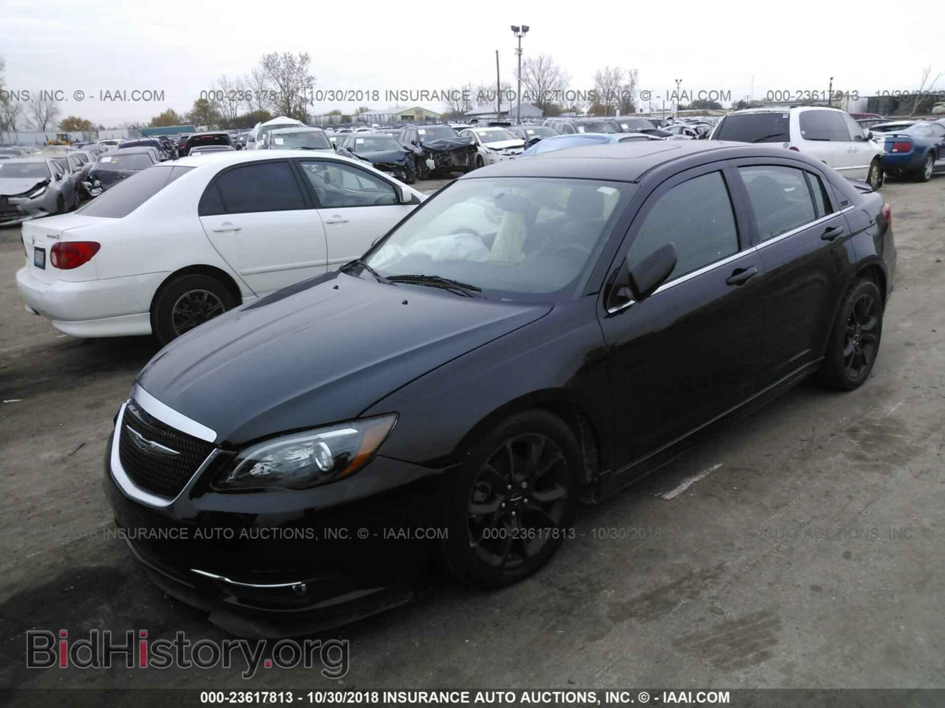 2013 Chrysler 200 - VIN: 1C3CCBCG7DN738089 - Photo 2