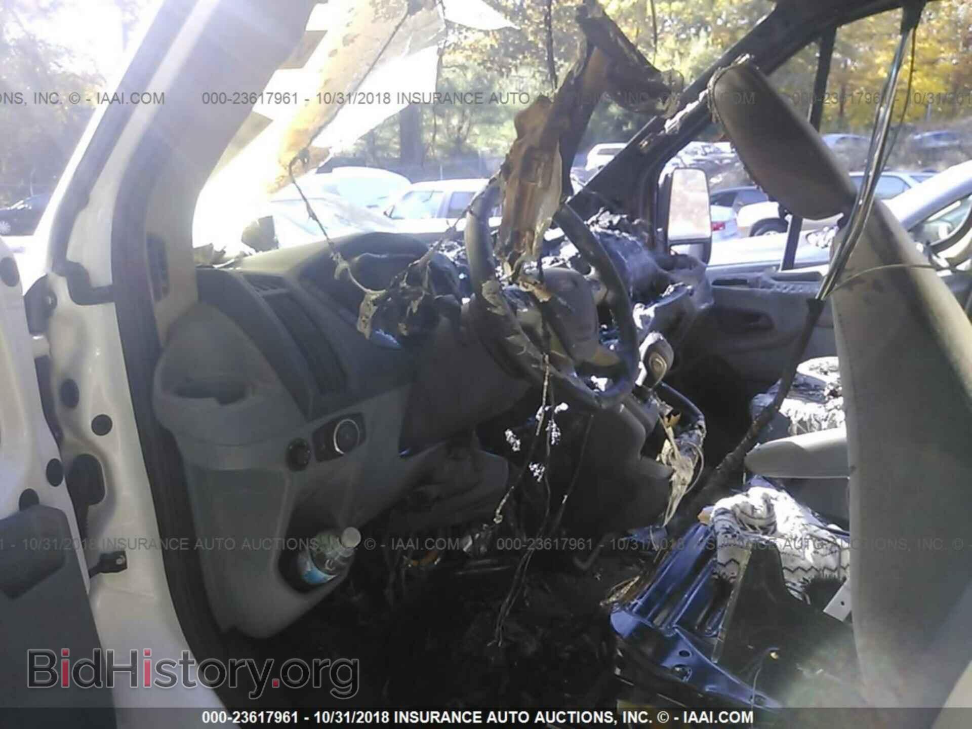 2015 Ford Transit - VIN: 1FTNE2CM8FKA05929 - Фото 7
