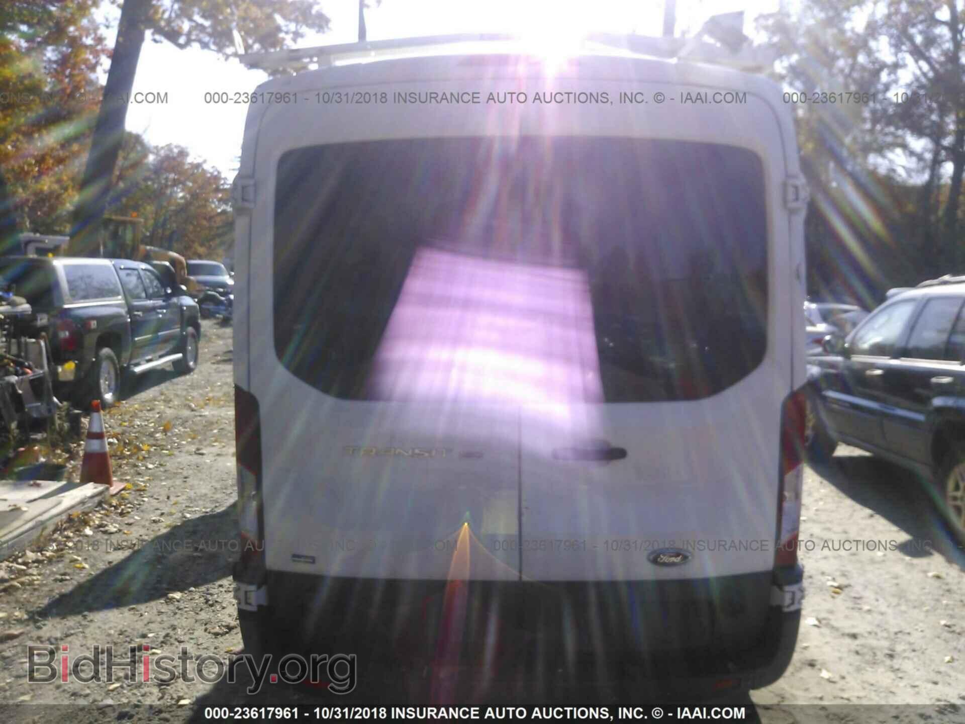 2015 Ford Transit - VIN: 1FTNE2CM8FKA05929 - Фото 8
