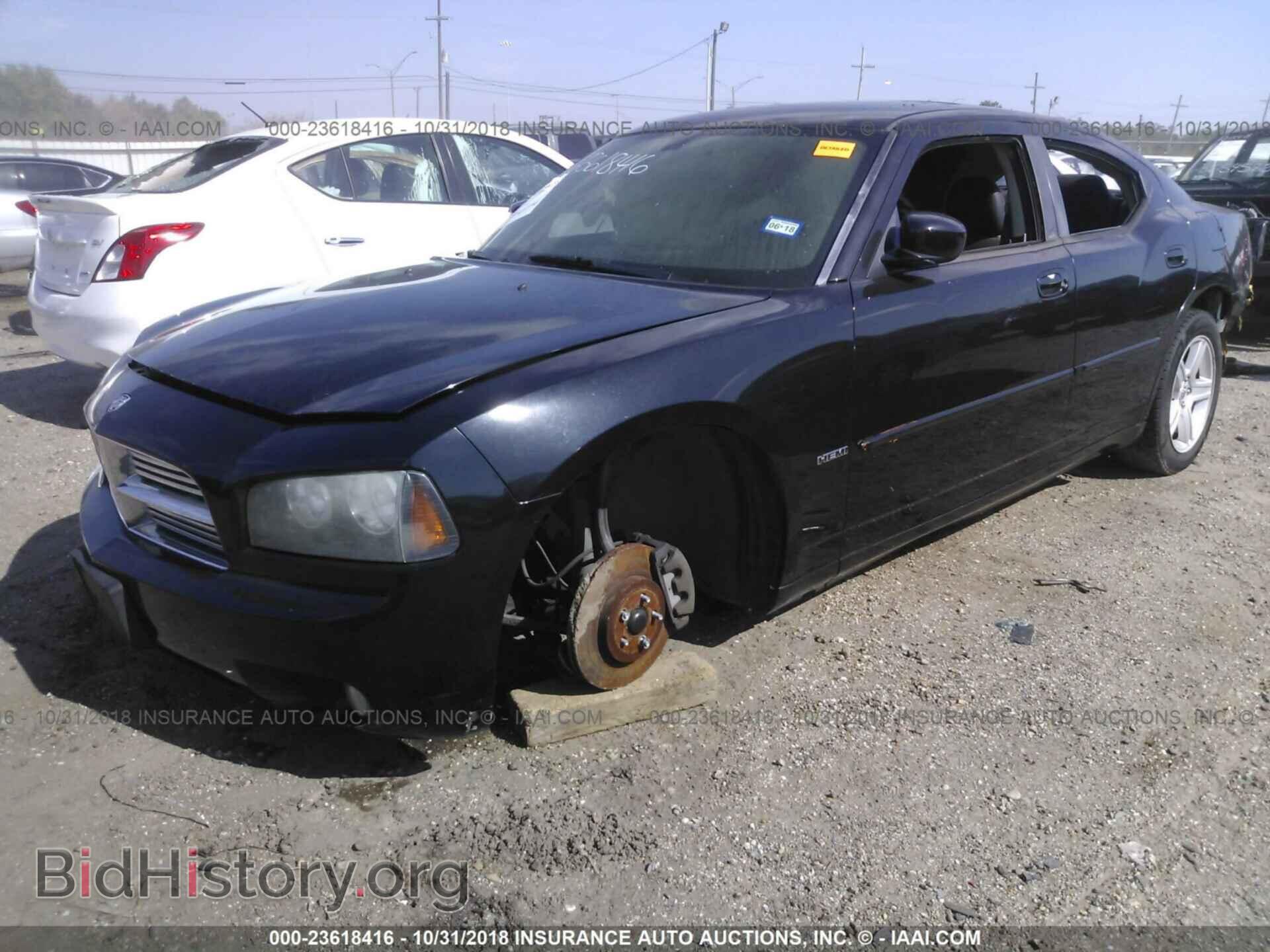 2010 DODGE CHARGER - VIN: 2B3CA8CT8AH257856 - Фото 2