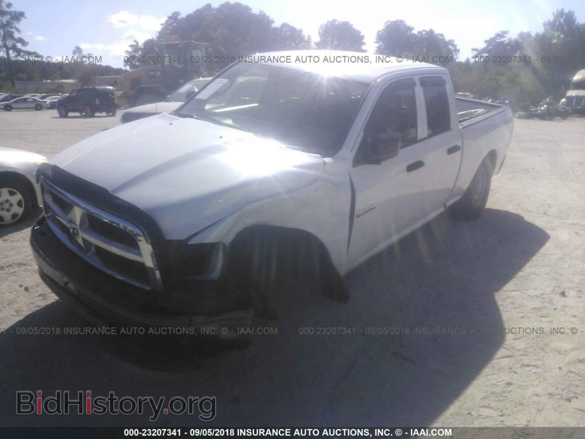 2010 DODGE RAM 1500 - VIN: 1D7RV1GP8AS216787 - Фото 2