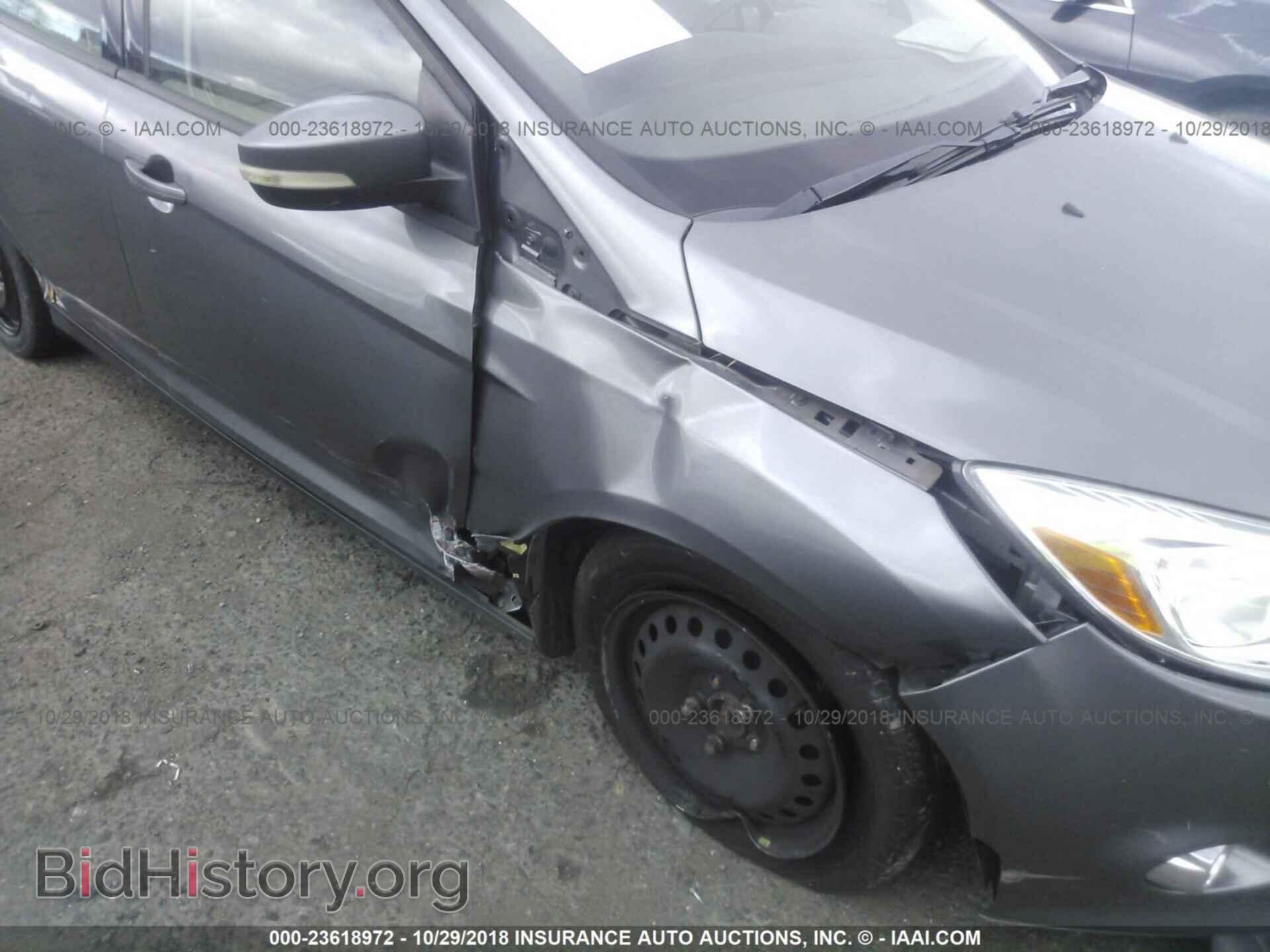 2012 Ford Focus - VIN: 1FAHP3F28CL187604 - Photo 6