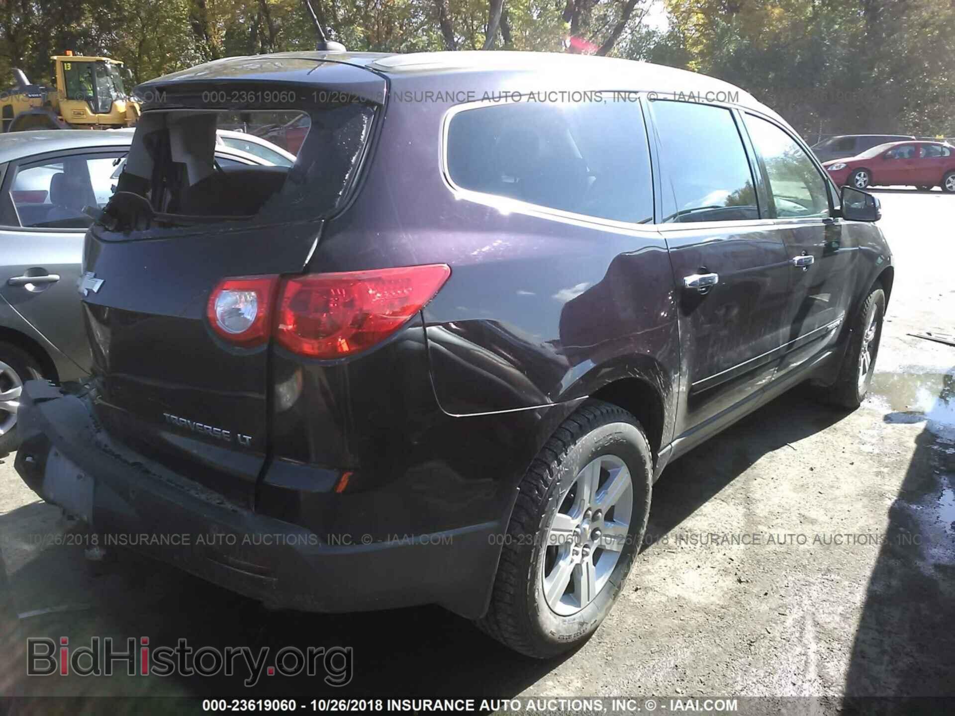 2009 CHEVROLET TRAVERSE - VIN: 1GNER23D69S144103 - Фото 4
