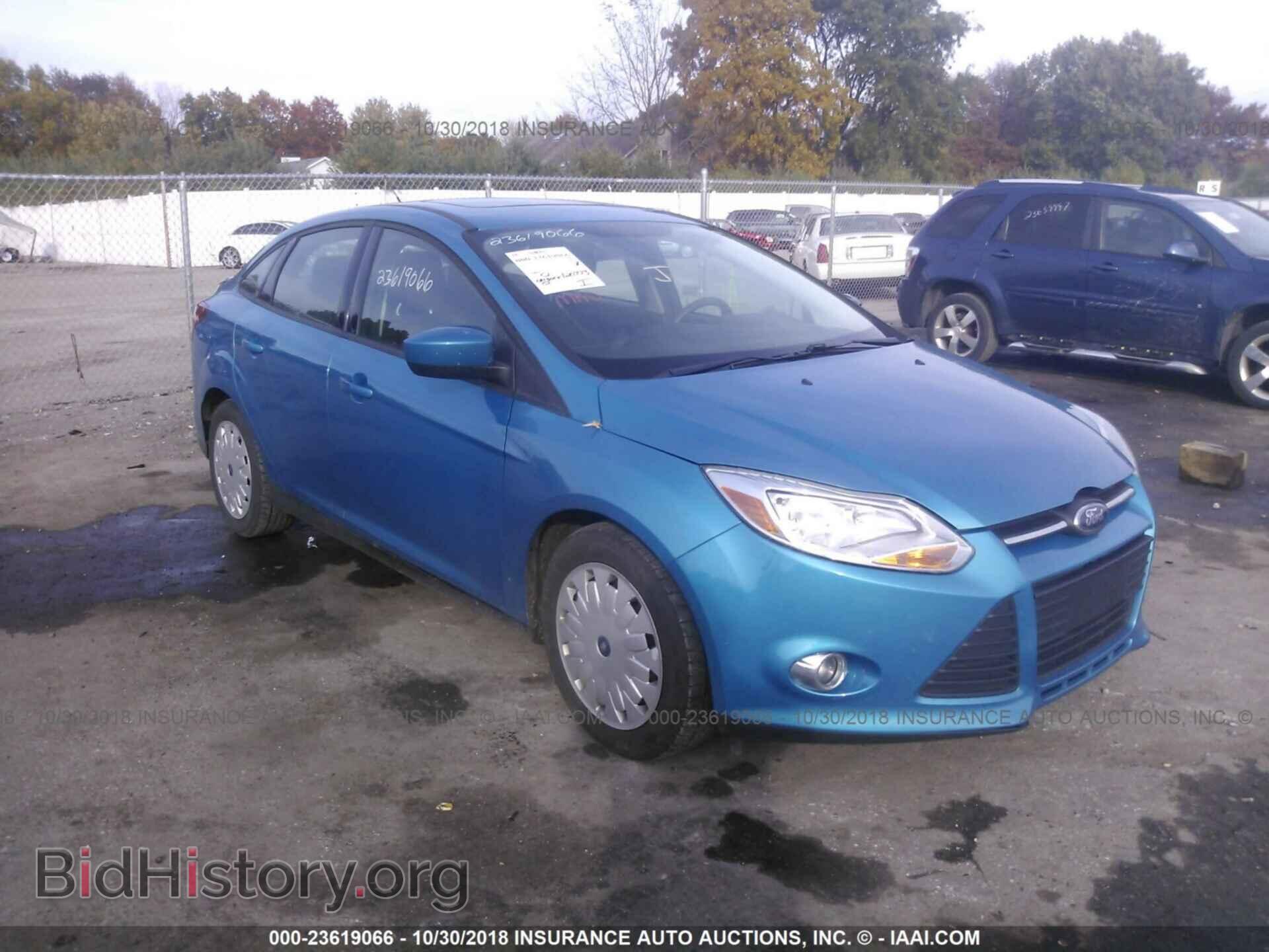 Photo 1FAHP3F27CL267041 - Ford Focus 2012