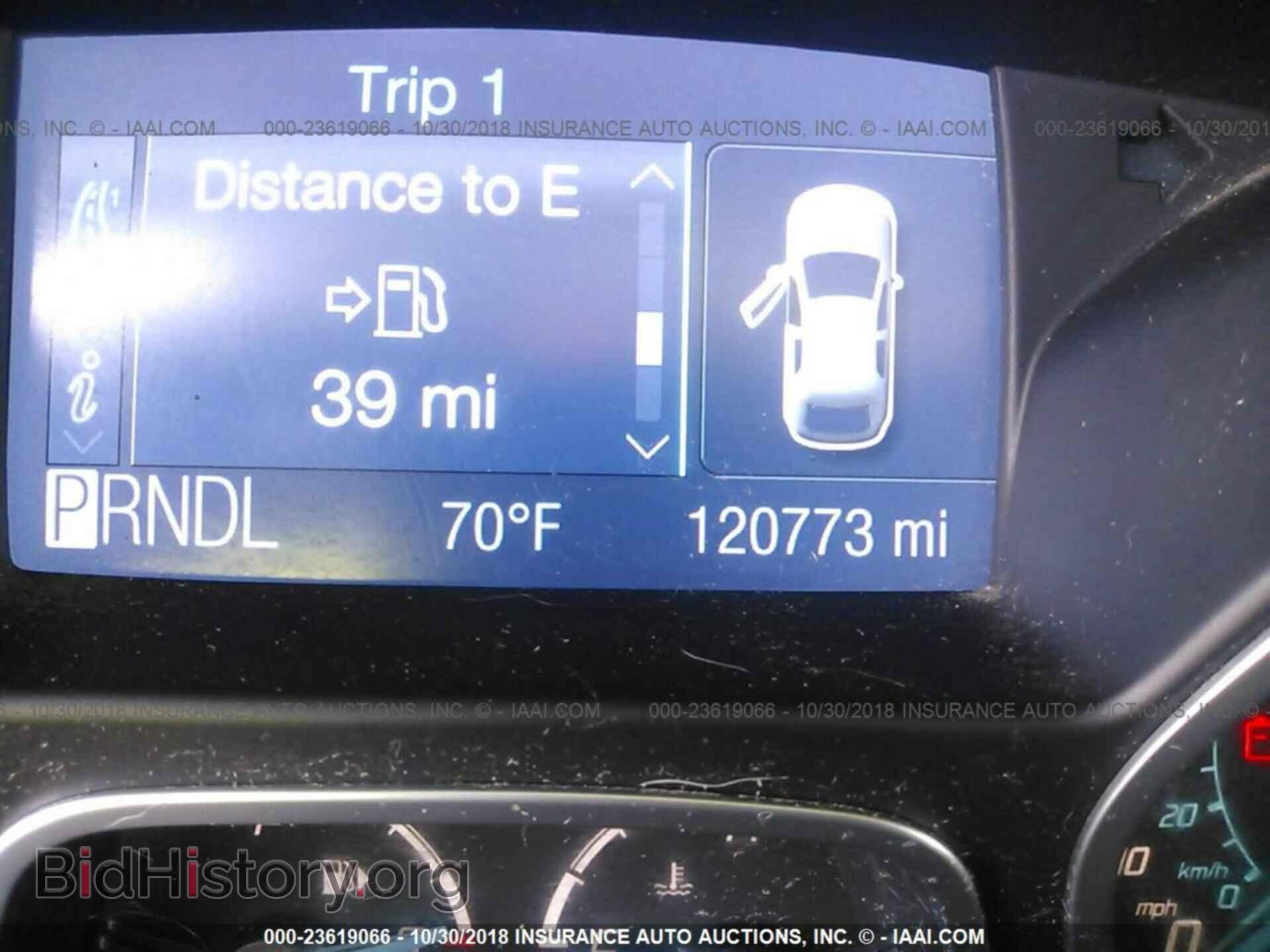 2012 Ford Focus - VIN: 1FAHP3F27CL267041 - Photo 7