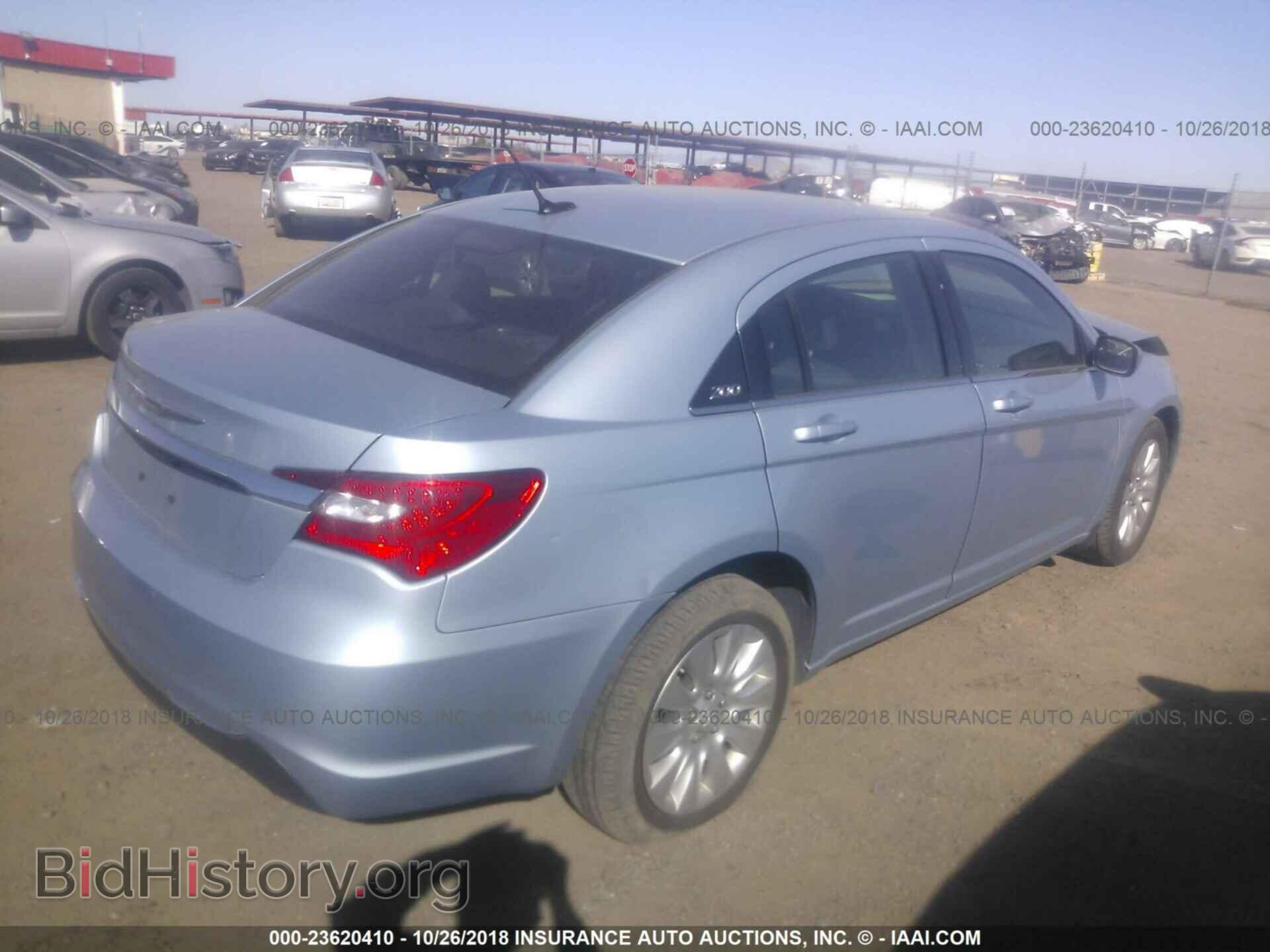 2013 Chrysler 200 - VIN: 1C3CCBAB0DN764010 - Фото 4