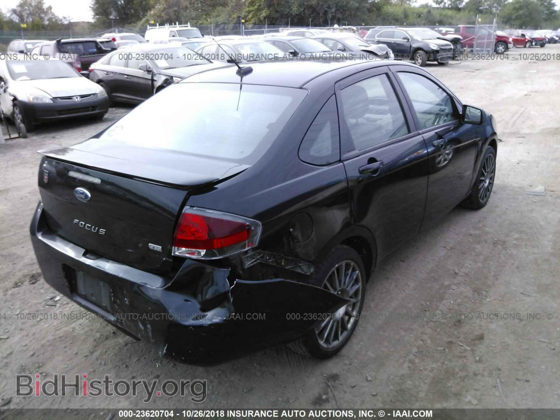 2011 FORD FOCUS - VIN: 1FAHP3GN8BW151384 - Photo 4