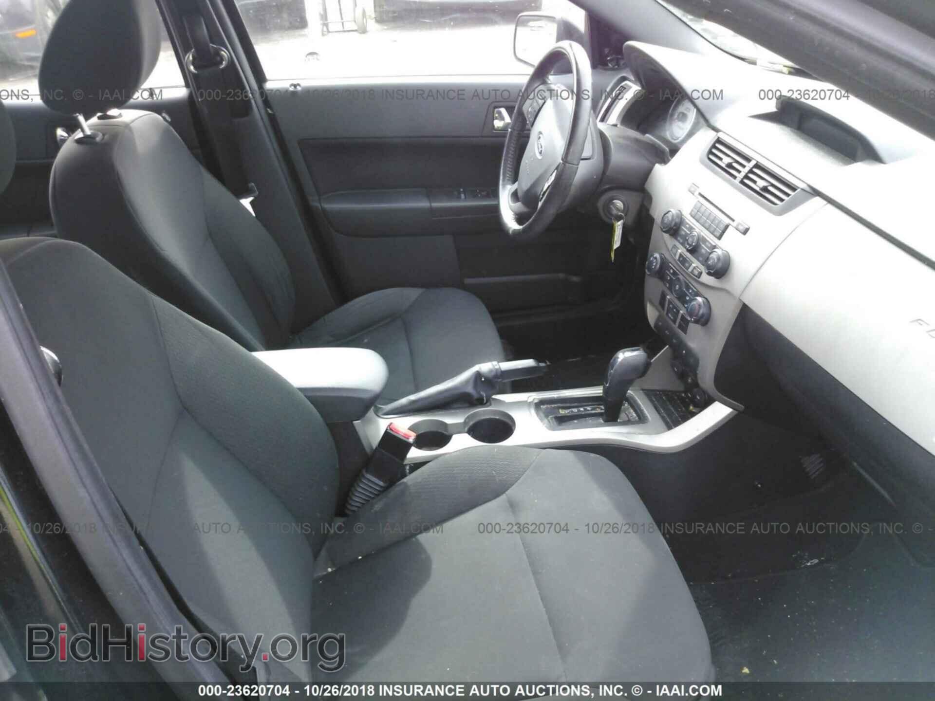 2011 FORD FOCUS - VIN: 1FAHP3GN8BW151384 - Photo 5