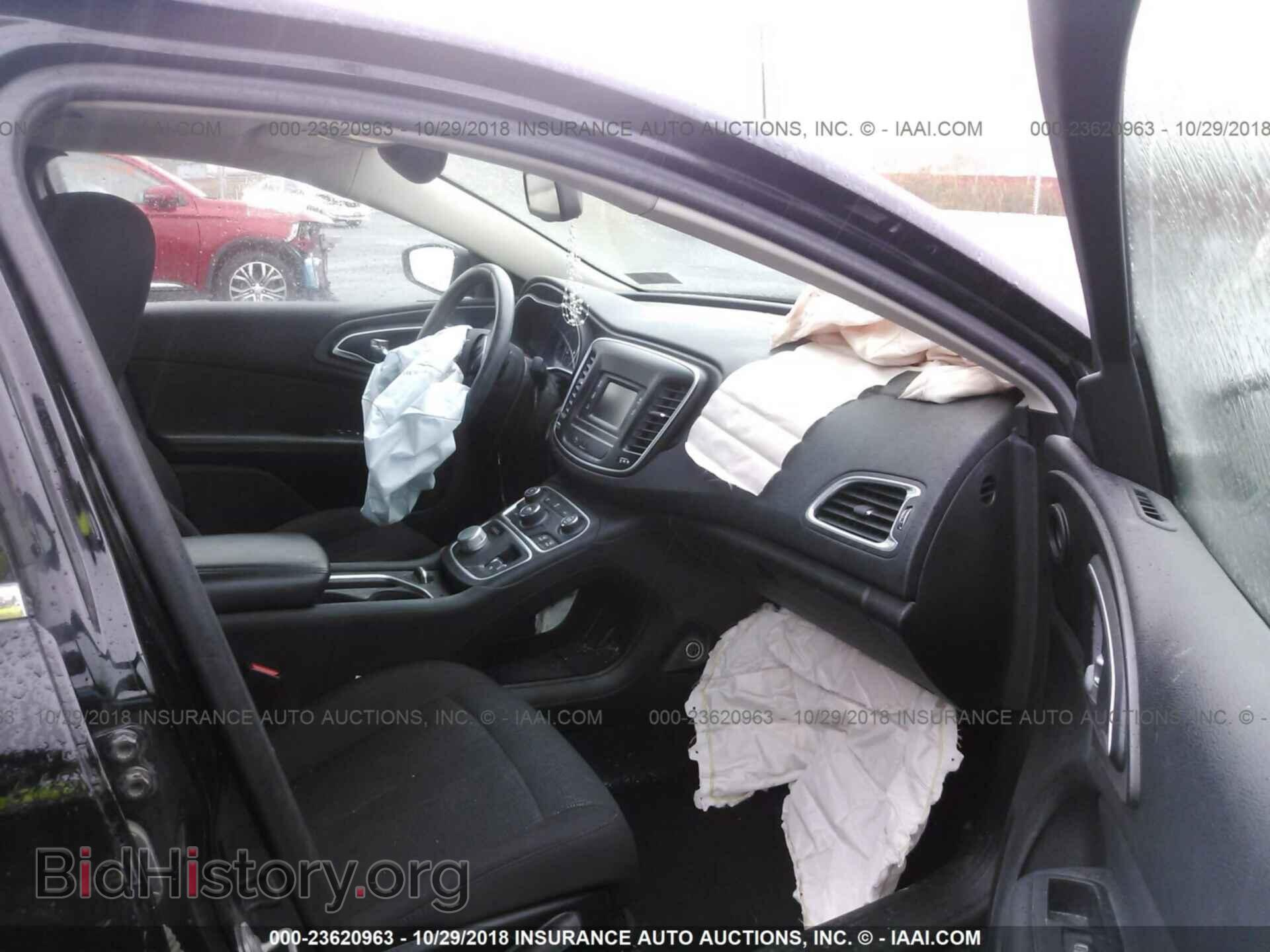 2015 Chrysler 200 - VIN: 1C3CCCAB0FN500598 - Фото 5