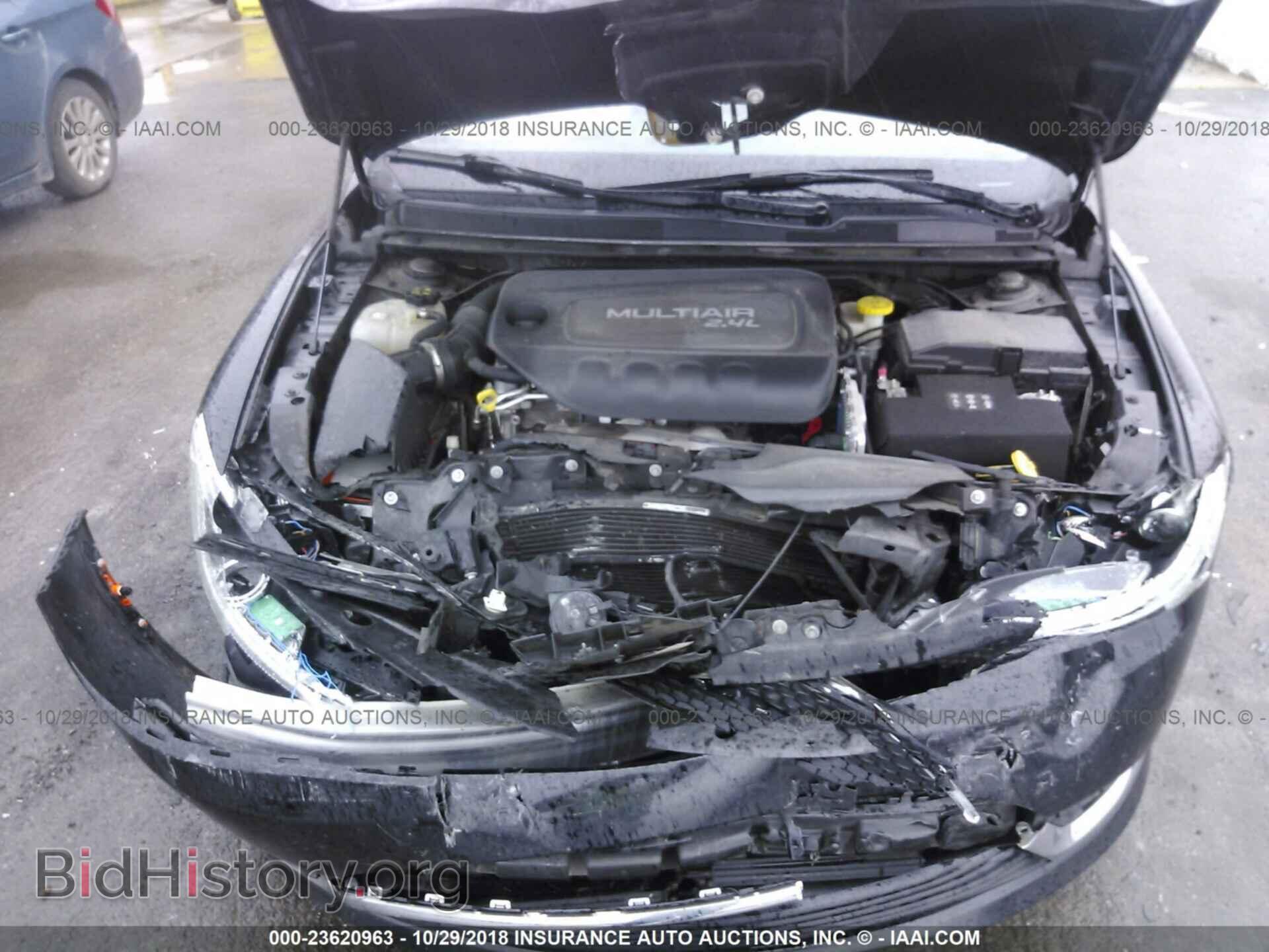 2015 Chrysler 200 - VIN: 1C3CCCAB0FN500598 - Фото 10