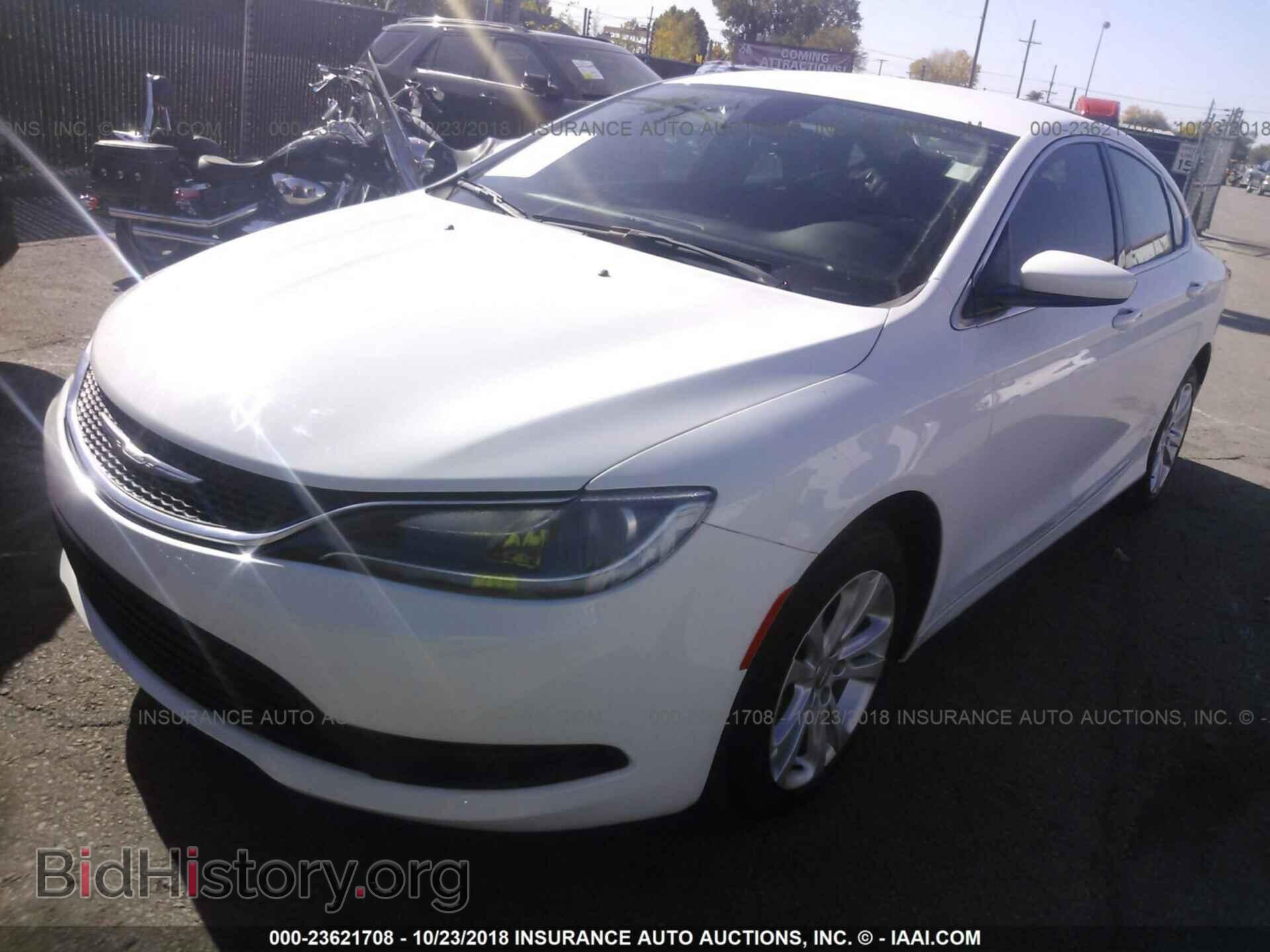 2016 Chrysler 200 - VIN: 1C3CCCFB3GN185953 - Фото 2