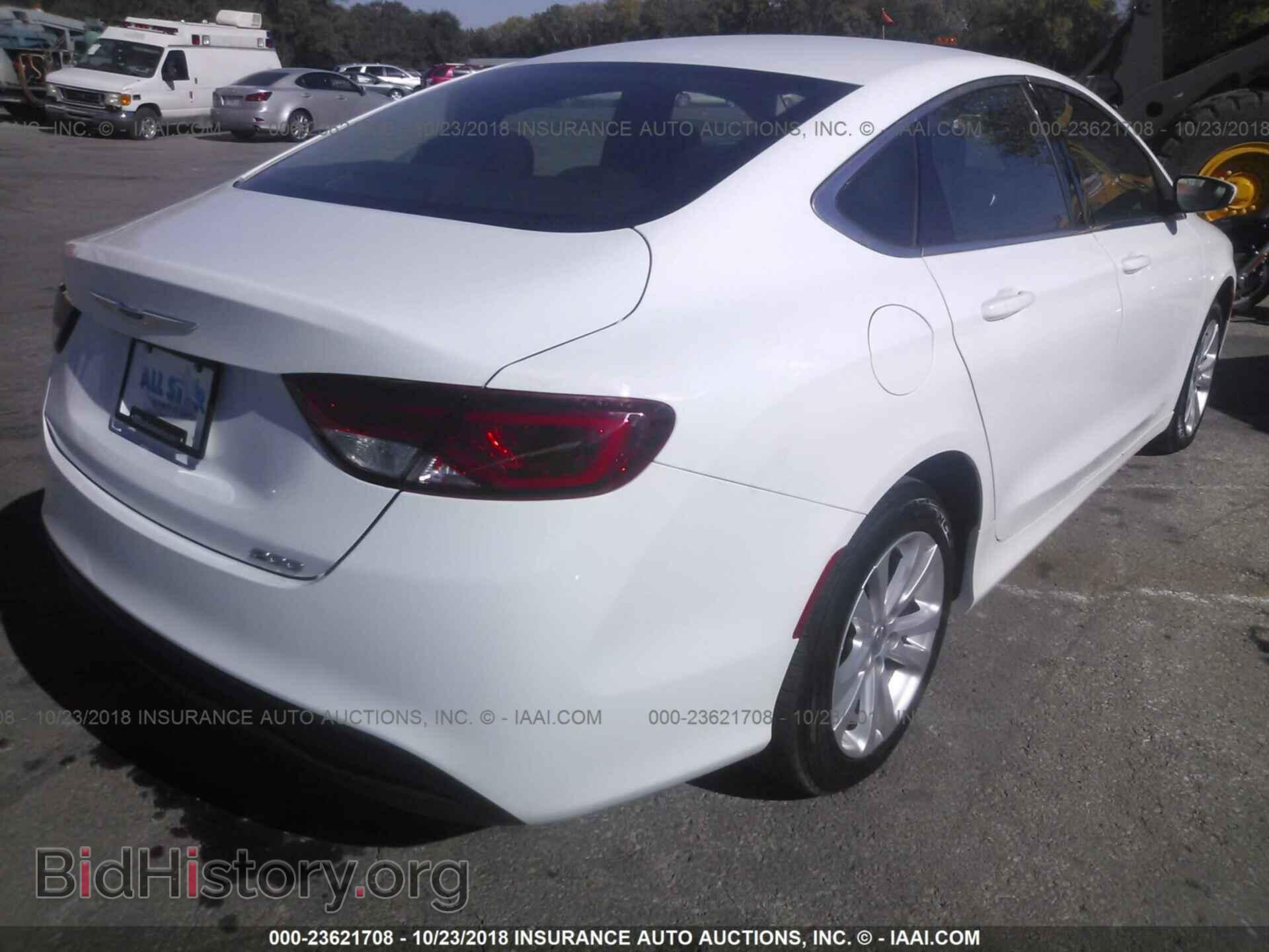 2016 Chrysler 200 - VIN: 1C3CCCFB3GN185953 - Фото 4
